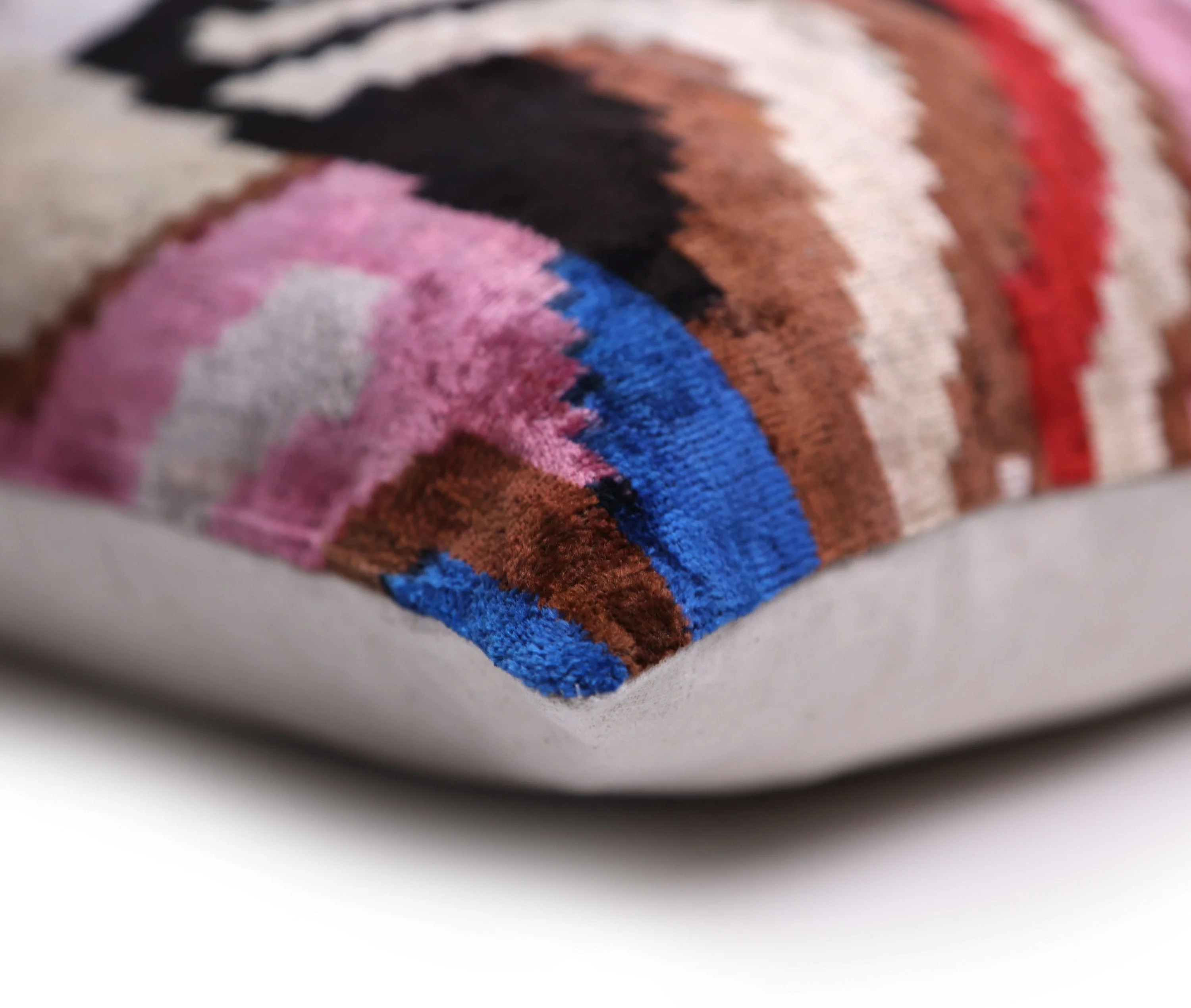 Abstract Multicolor Silk Velvet Pillow – 20x20 Handmade Art Deco Cushion - Image 14