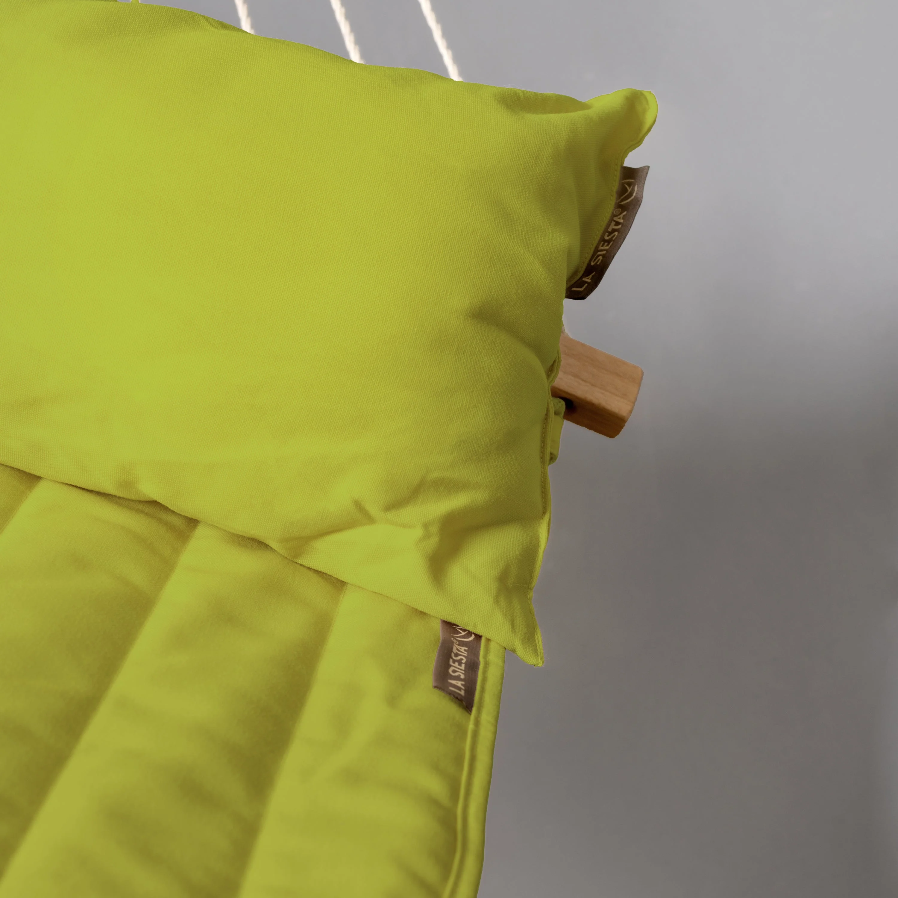 Alabama Avocado - Padded Kingsize Spreader Bar Hammock - Image 2