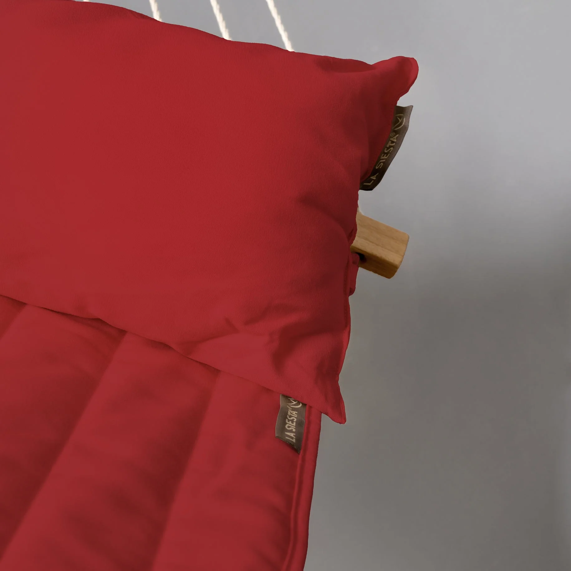 Alabama Red Pepper - Padded Kingsize Spreader Bar Hammock - Image 2