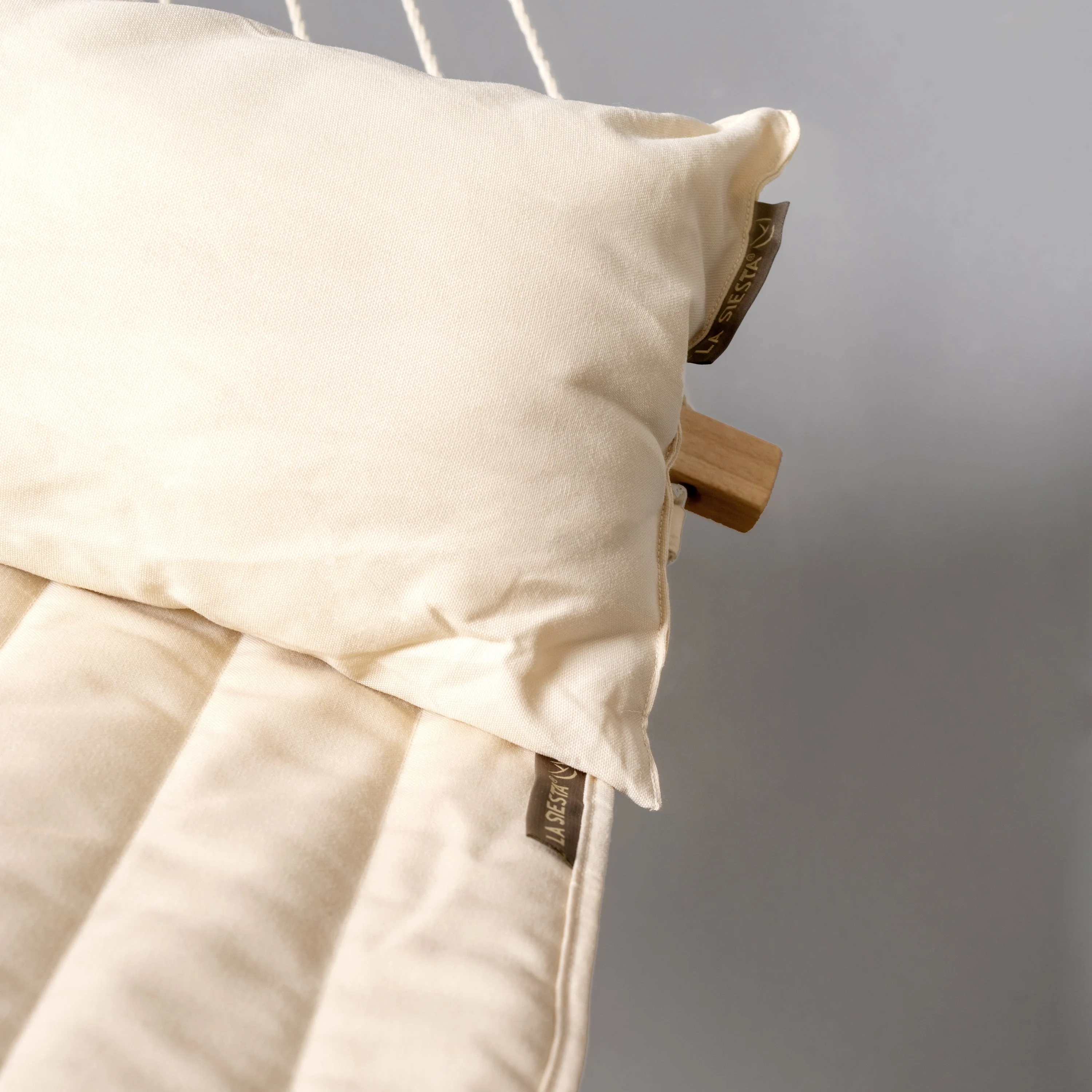Alabama Vanilla - Padded Kingsize Spreader Bar Hammock - Image 2