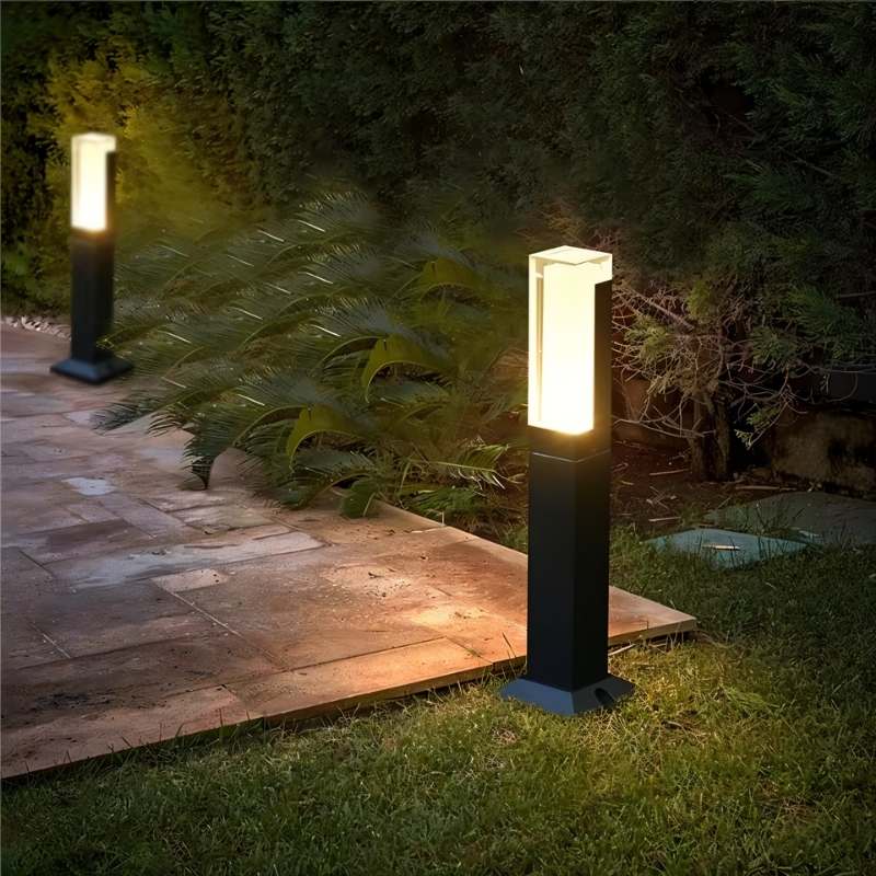 Anubis Bollard Light - Image 5