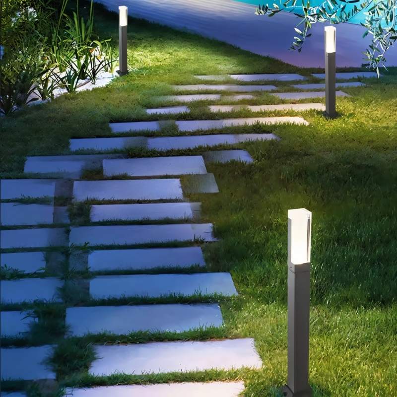 Anubis Bollard Light - Image 7