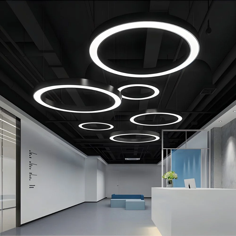 Attila Chandelier - Image 4