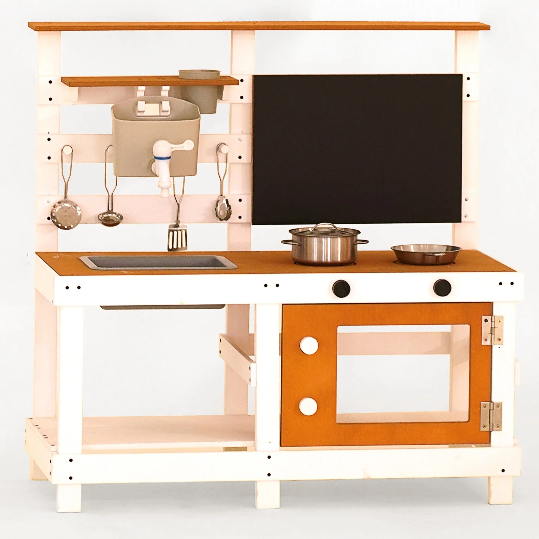 Avenlur Woodland Mud Kitchen – Montessori Outdoor Wooden Play Kitchen - Image 9
