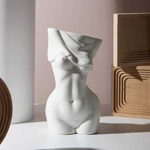 Babe Ceramic Vase - Image 4