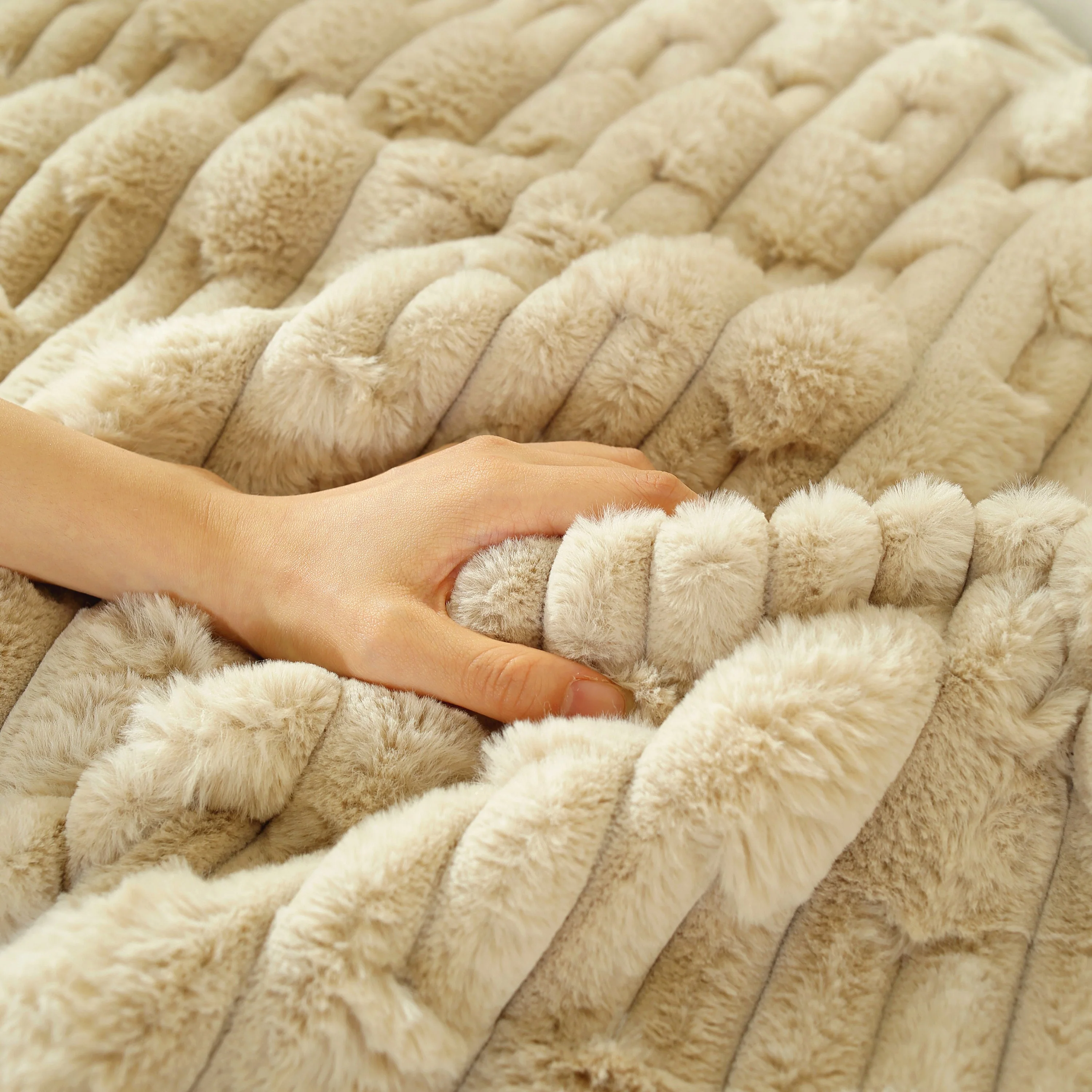 Bamboo-Style Sofa Towel, Faux Rabbit Fur Thickened Non-slip Seat Cushion Covers - Image 23