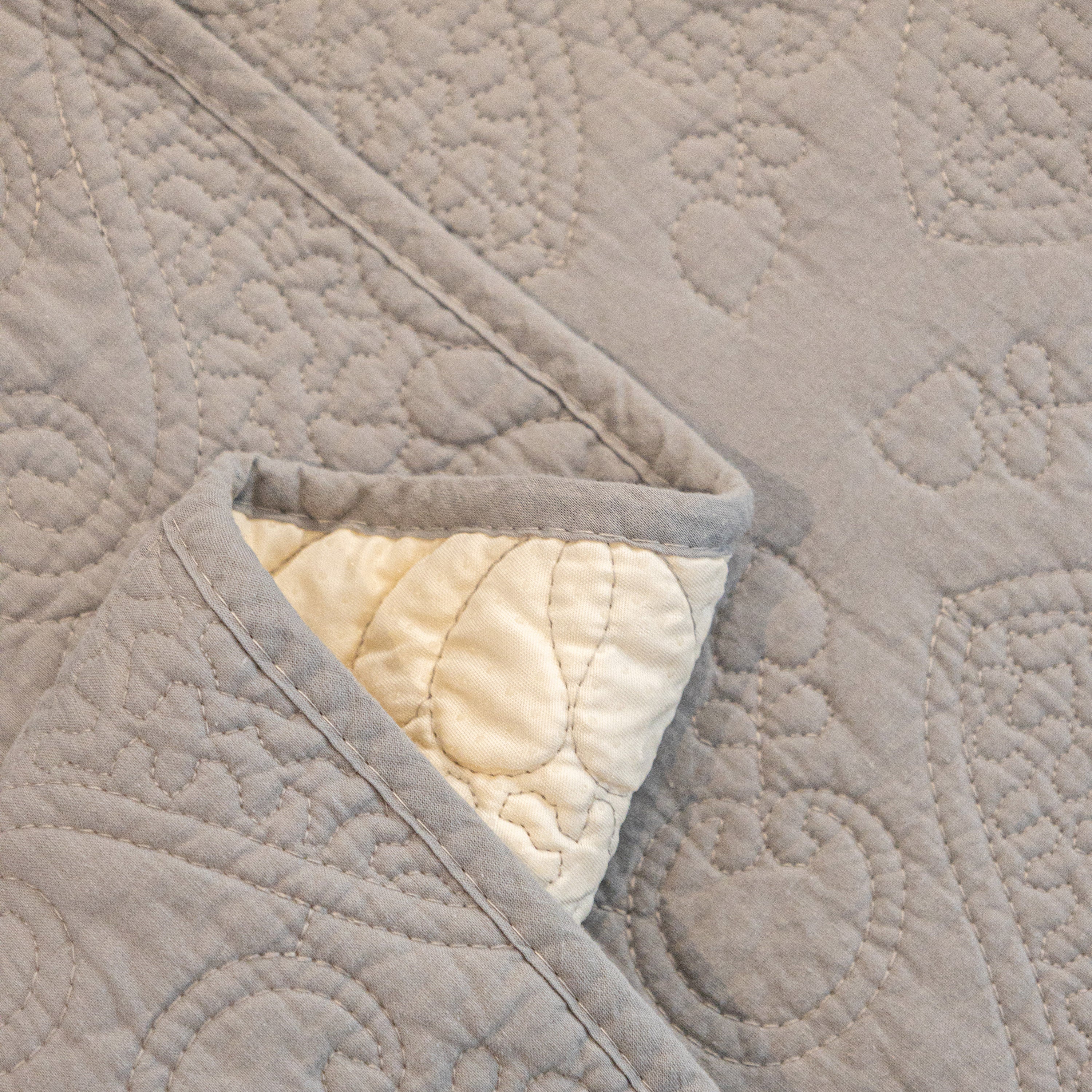 Baroque Floral Quilted Cotton Sofa Cover, Non-Slip Washable Couch Protector - Image 48