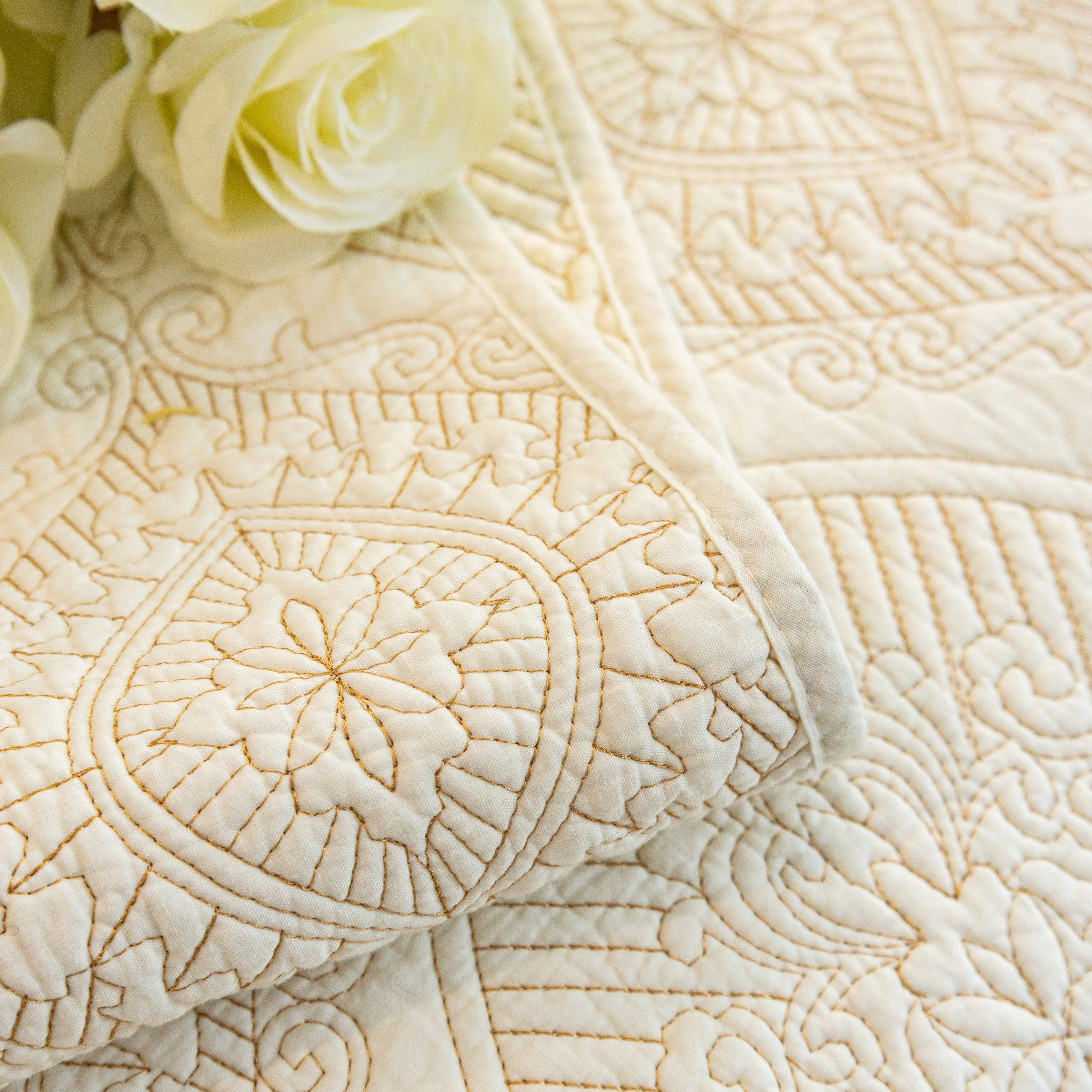 Baroque Sofa Cover – Quilted Cotton, Non-Slip, Washable with Ornate Embroidery - Image 17