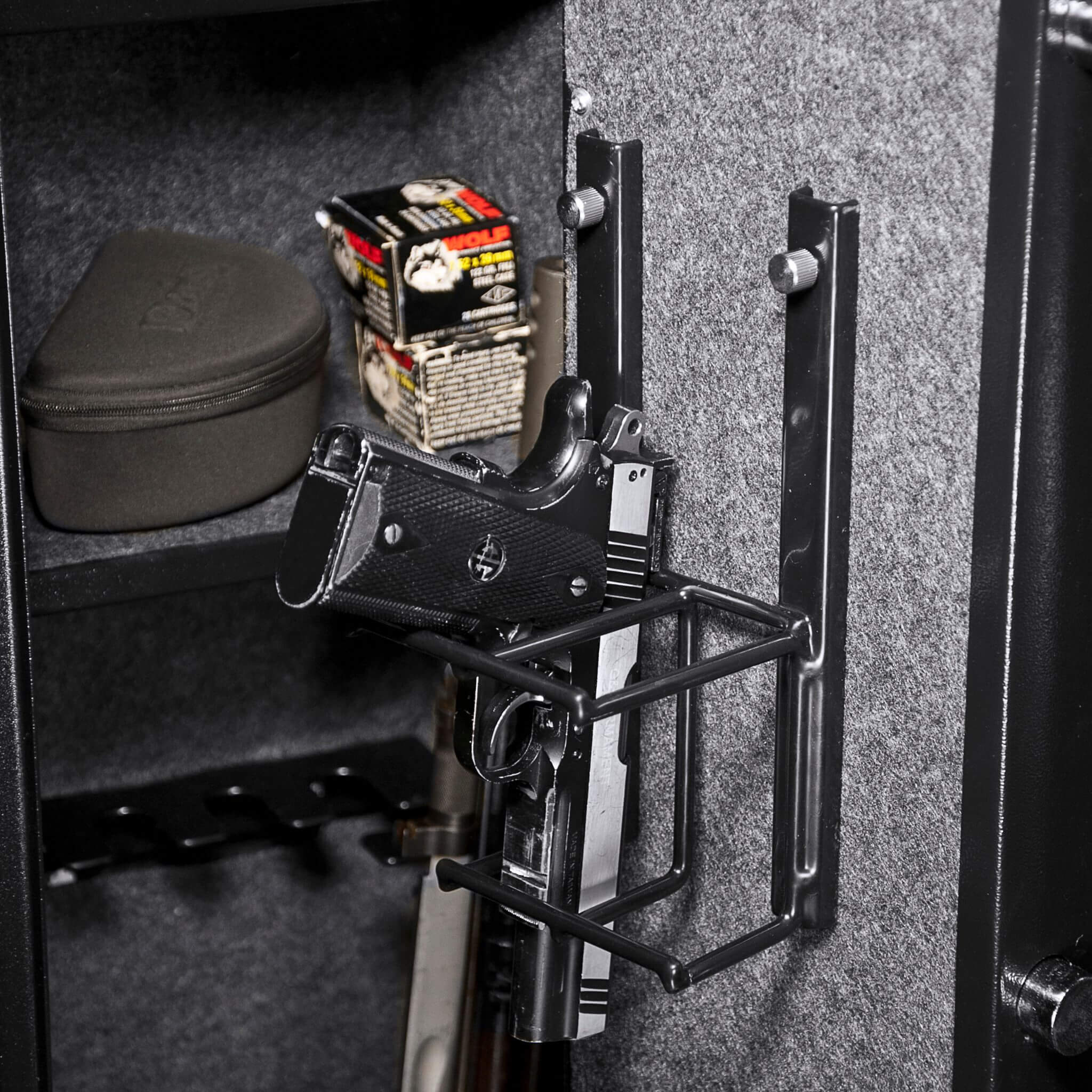 Barska 5.51 CF Tall Biometric Rifle Safe With Biometric Keypad (SAK90412) - Image 4