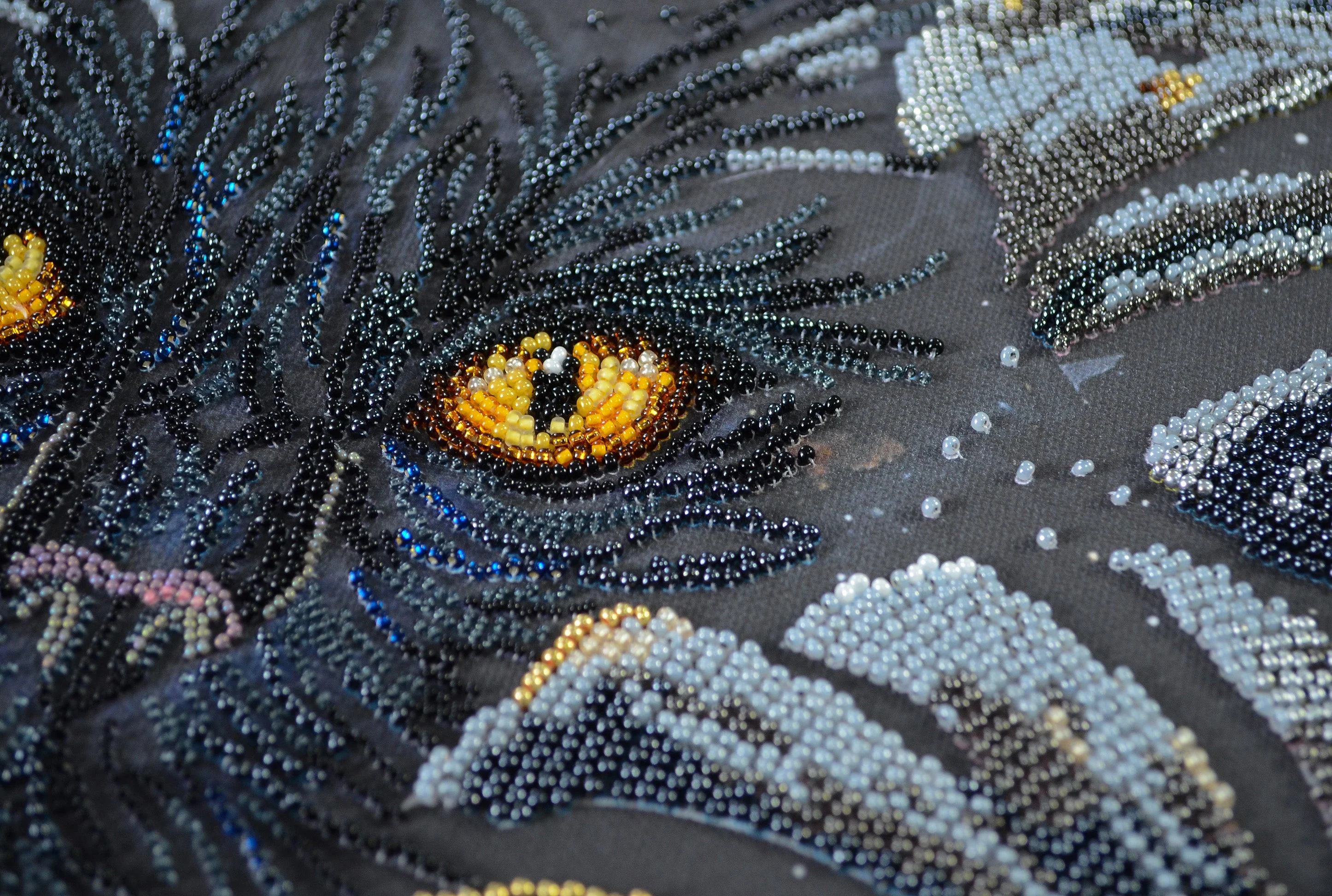 Bead Embroidery Kit - Lurking AB-937 - Image 2