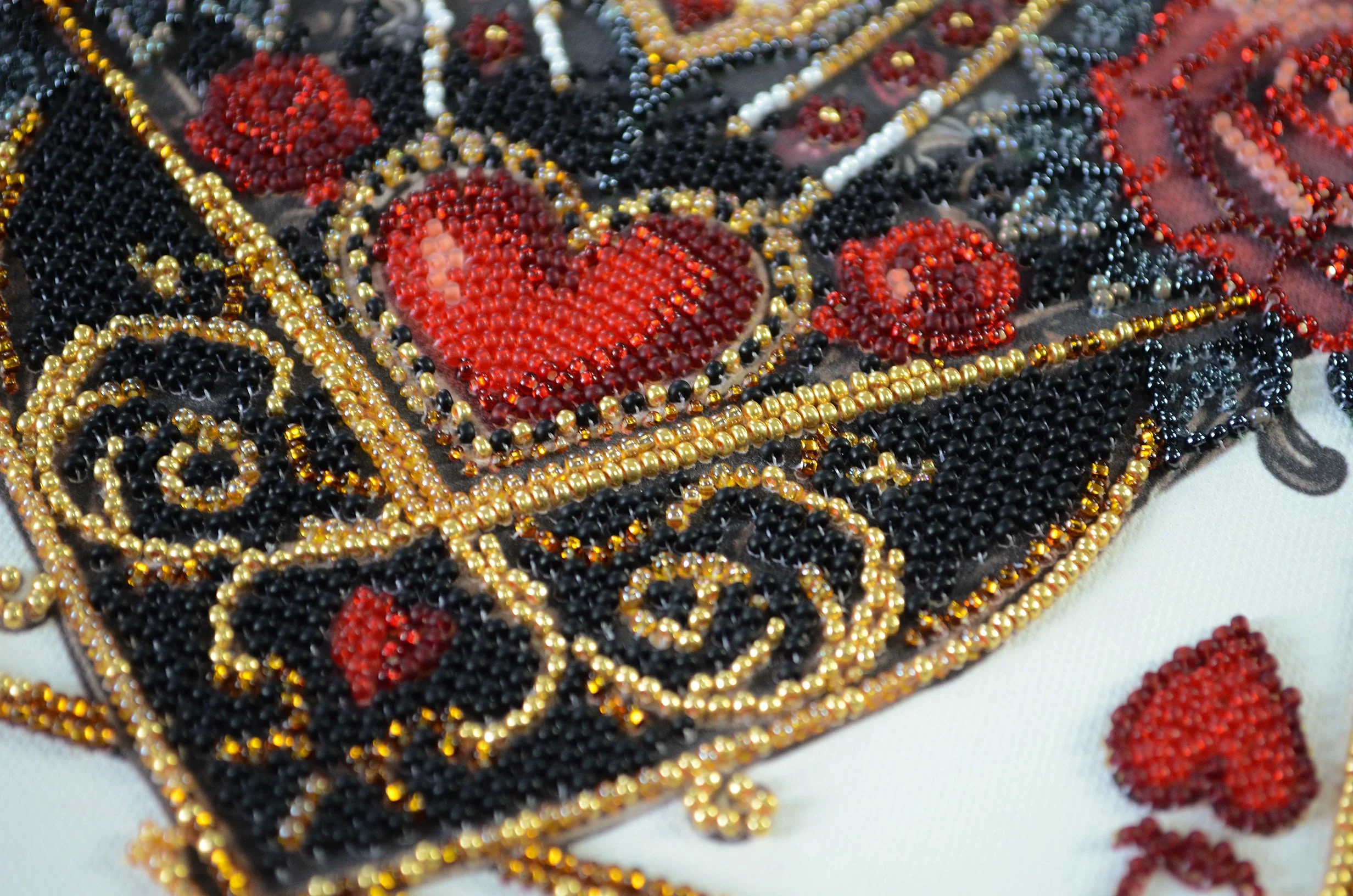 Bead Embroidery Kit - Queen of hearts AB-940 - Image 4