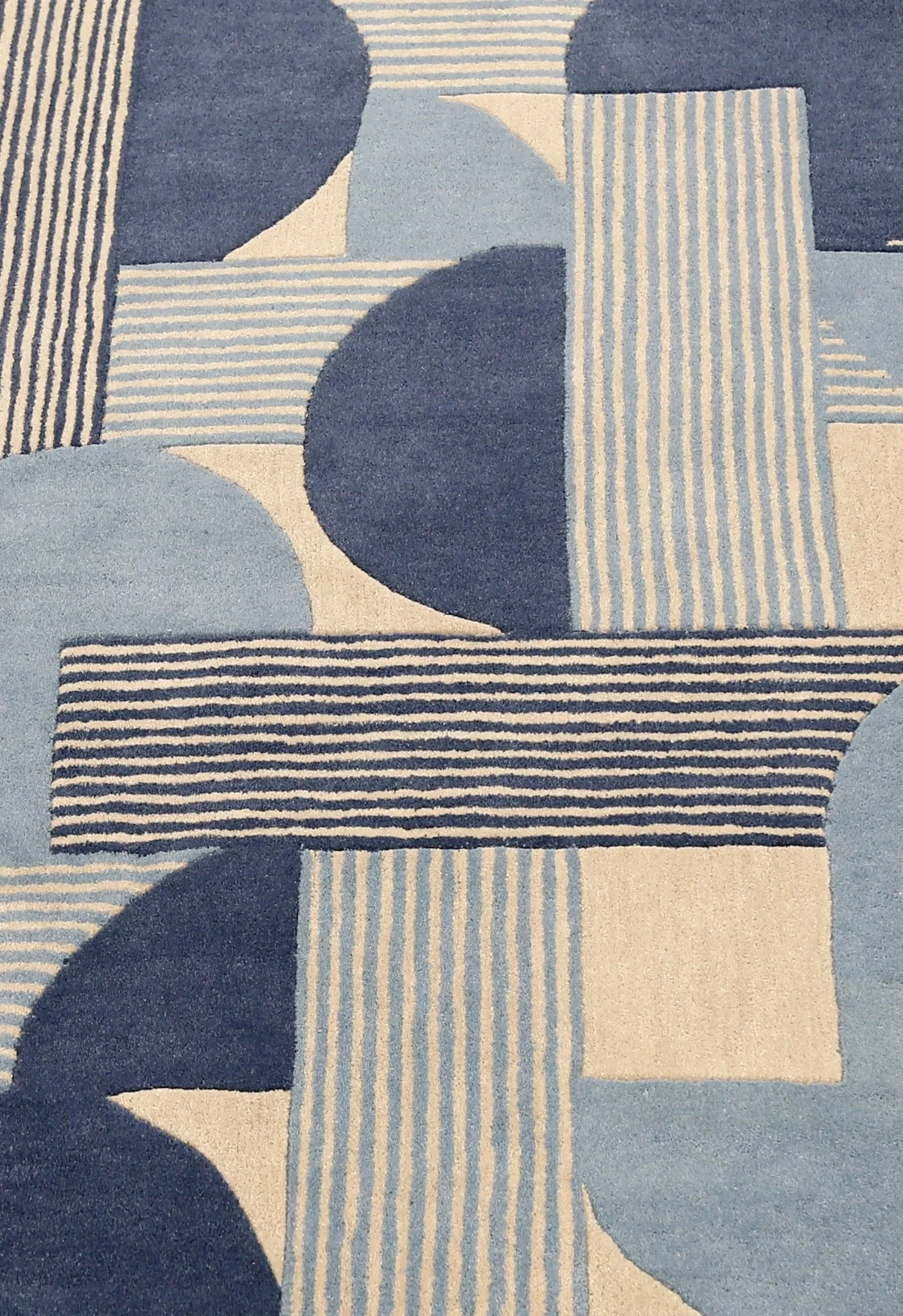 Beige And Gray Modern Stripes Hand Tufted 4x6 Wool Rug - Image 5