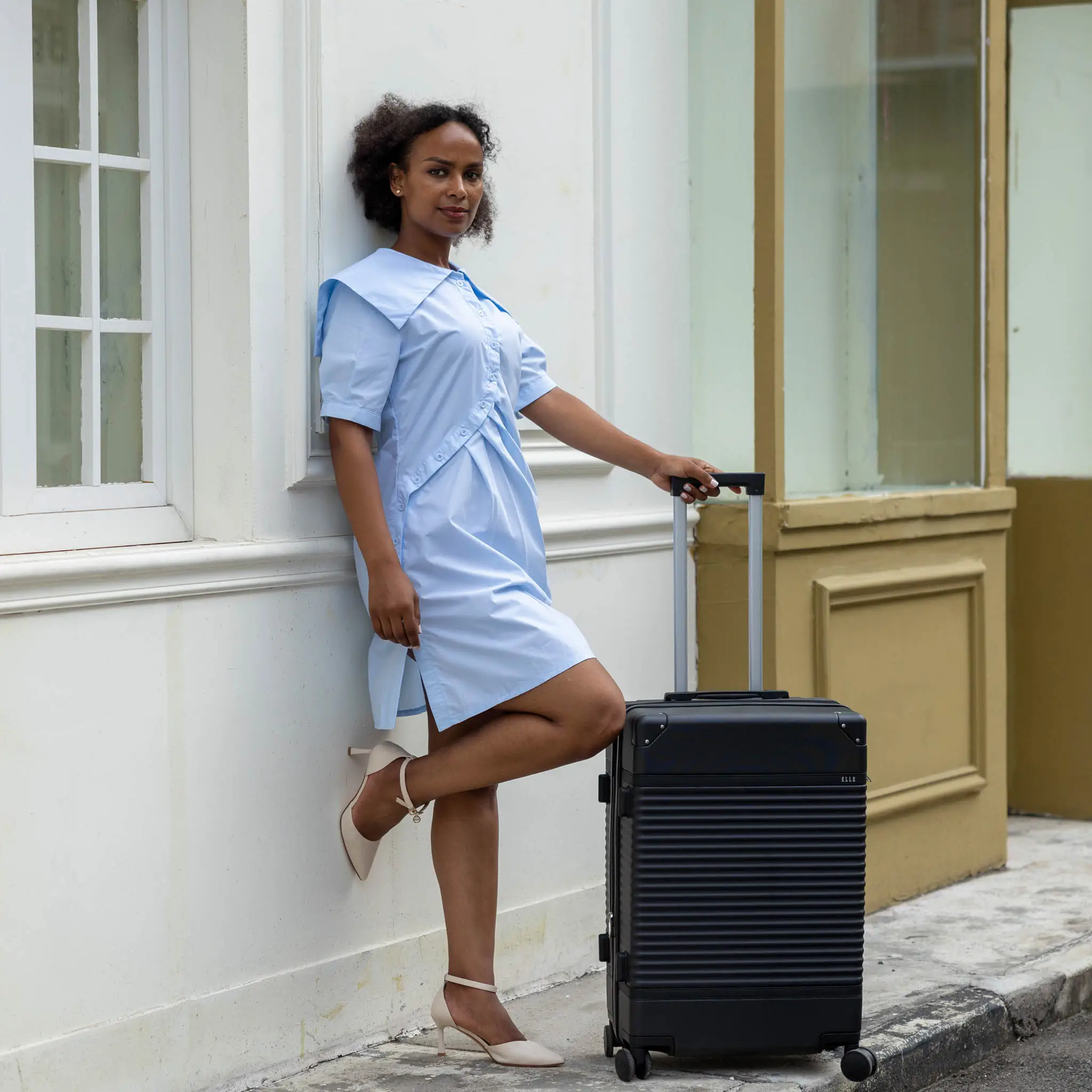 Belleville Retro Luggage Set - Image 10