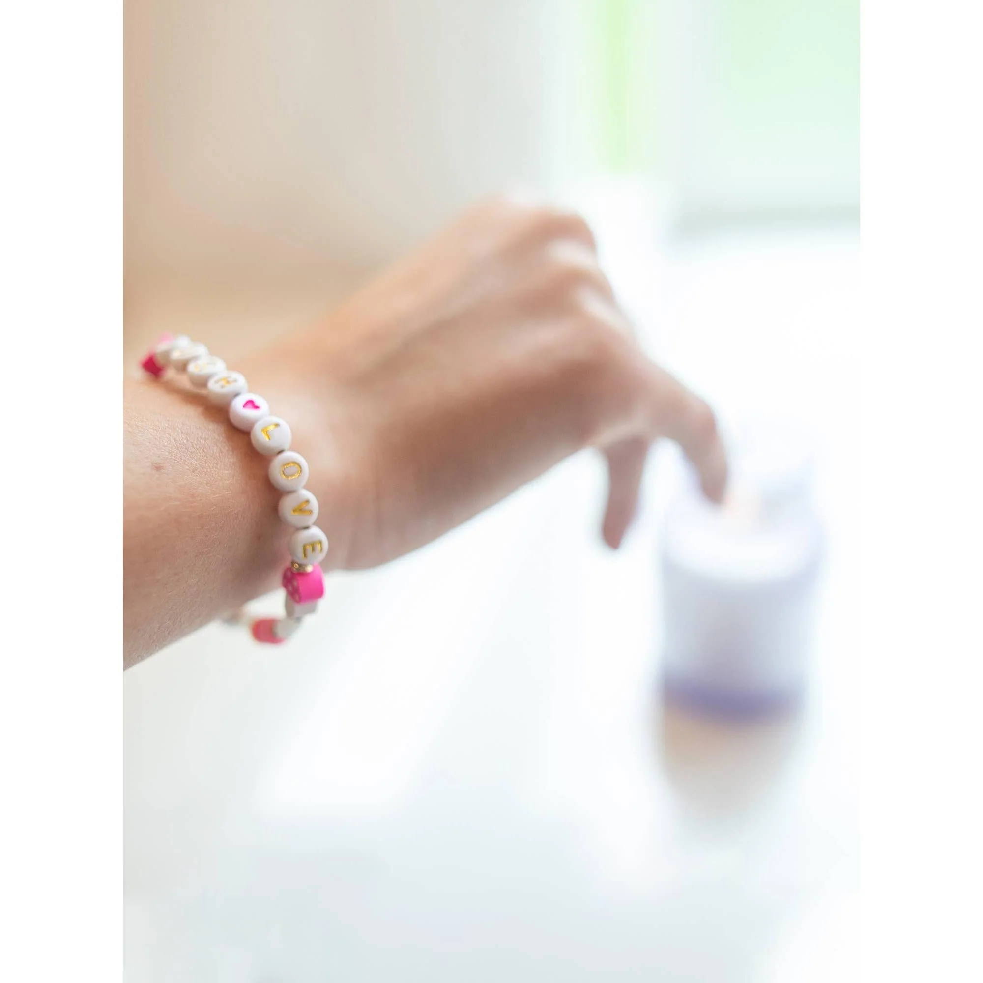 Best Friend Gift Candle & Friendship Bracelet Set - 4 Colors and Phrases - Image 14