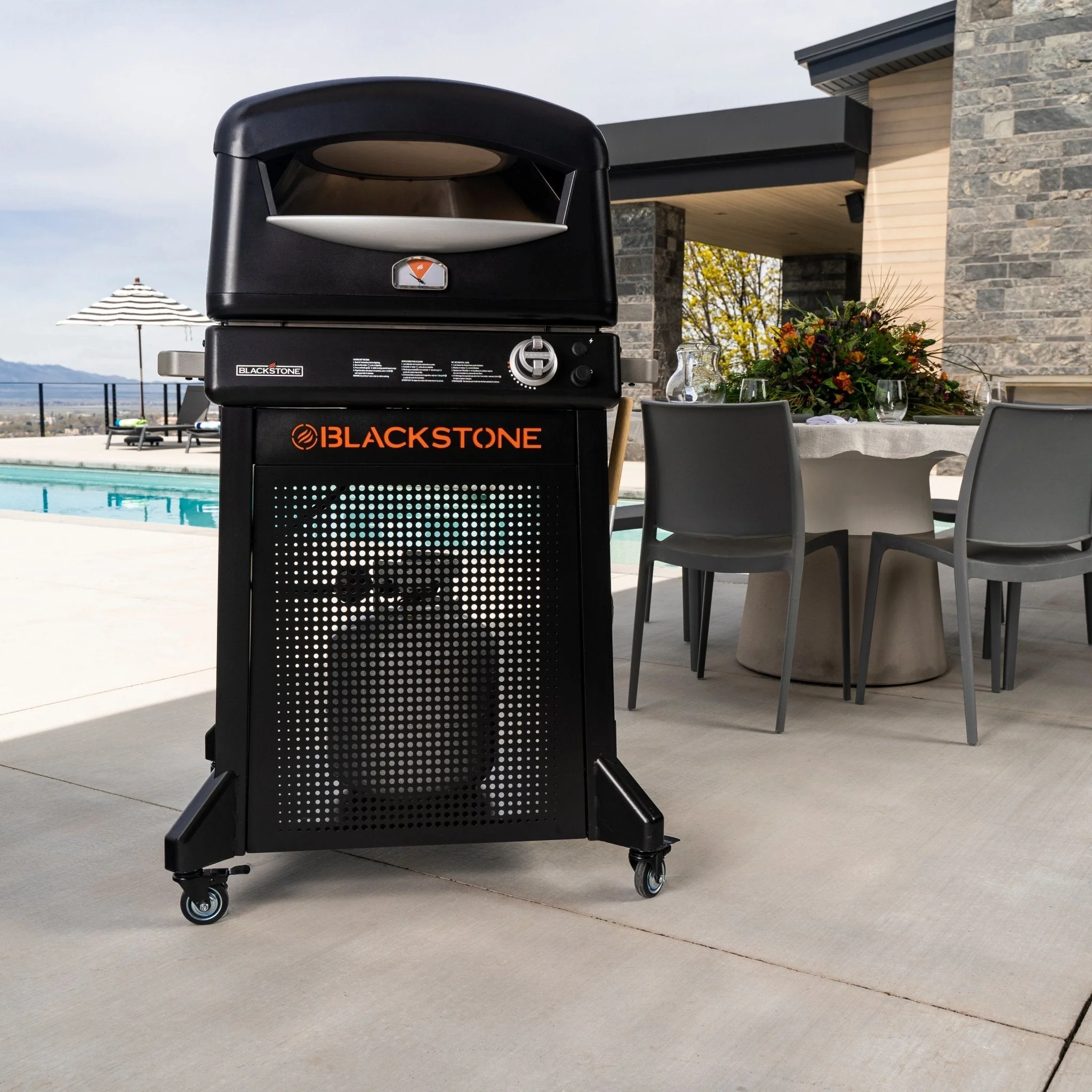 Blackstone Pizza Oven W/Stand - Image 2