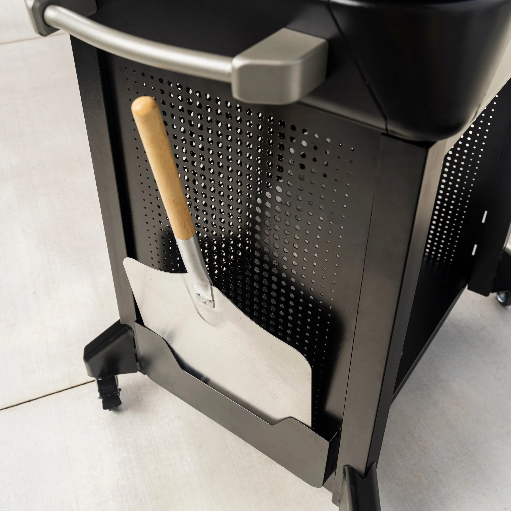 Blackstone Pizza Oven W/Stand - Image 4