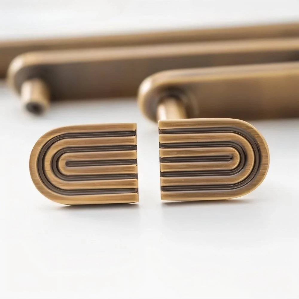 Blaris Knob And Pull Bar-  Open Box - Image 3