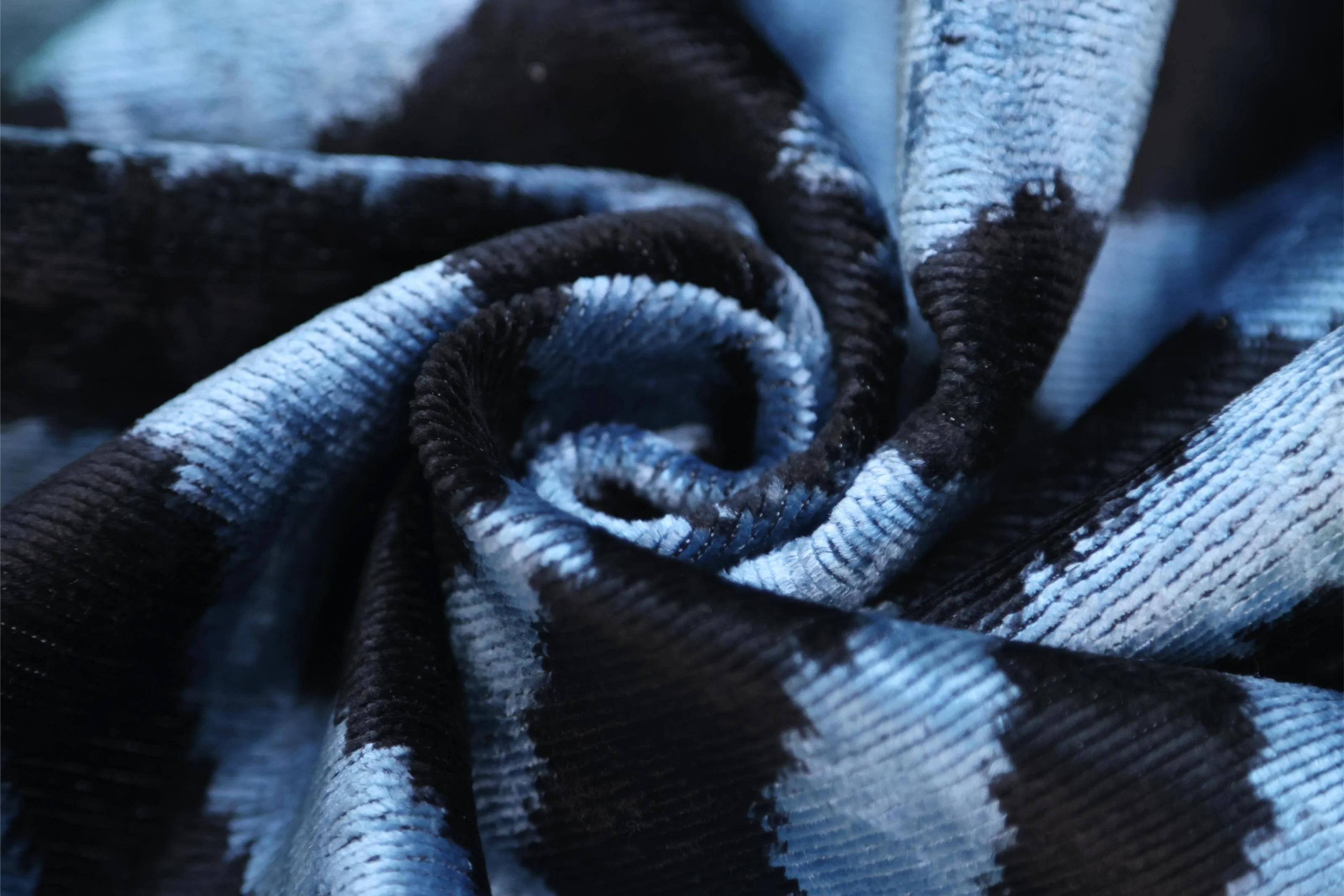 Blue Black Abstract Silk Velvet Lumbar Pillow – 16x24 Handmade Modern Cushion - Image 7