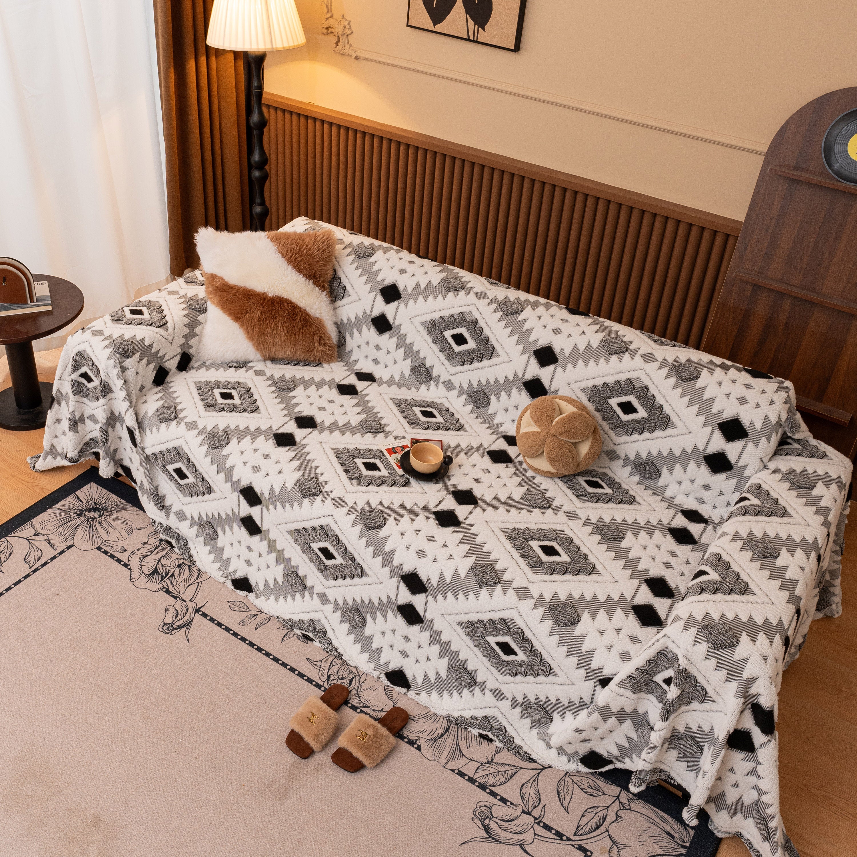 Bohemian Tufted Sofa Cover, Soft Sherpa Fleece Throw Blanket with 3D Aztec Geometric - Image 4