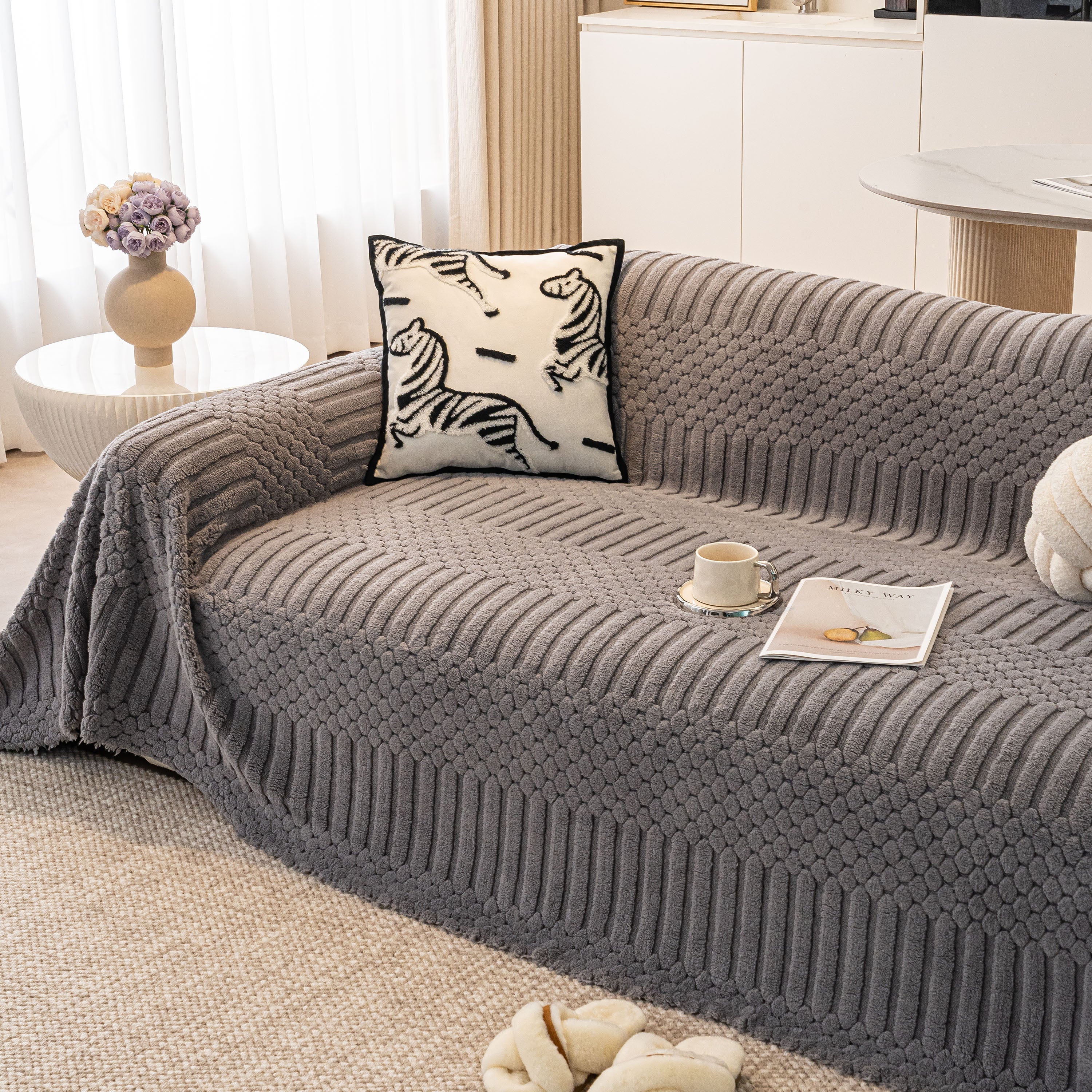 Boho 3D Geometric Throw Blanket for Couch, Luxurious Velvety Plush Fleece Sofa Cover - Image 3
