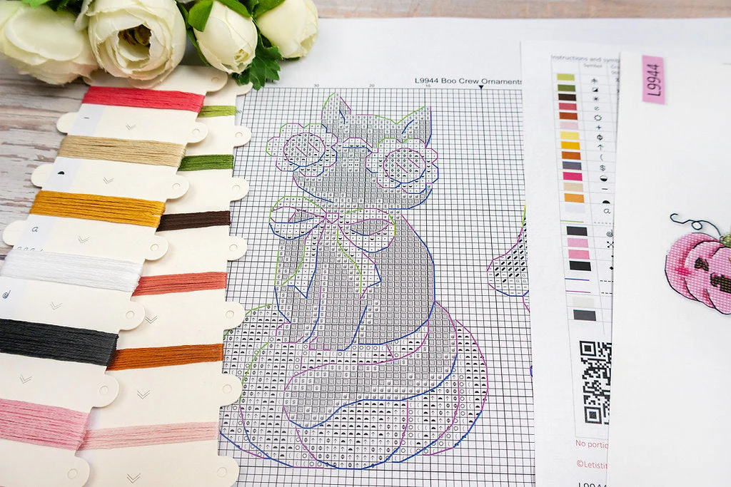 Boo Crew Ornaments L9944 Counted Cross Stitch Kit - Image 5