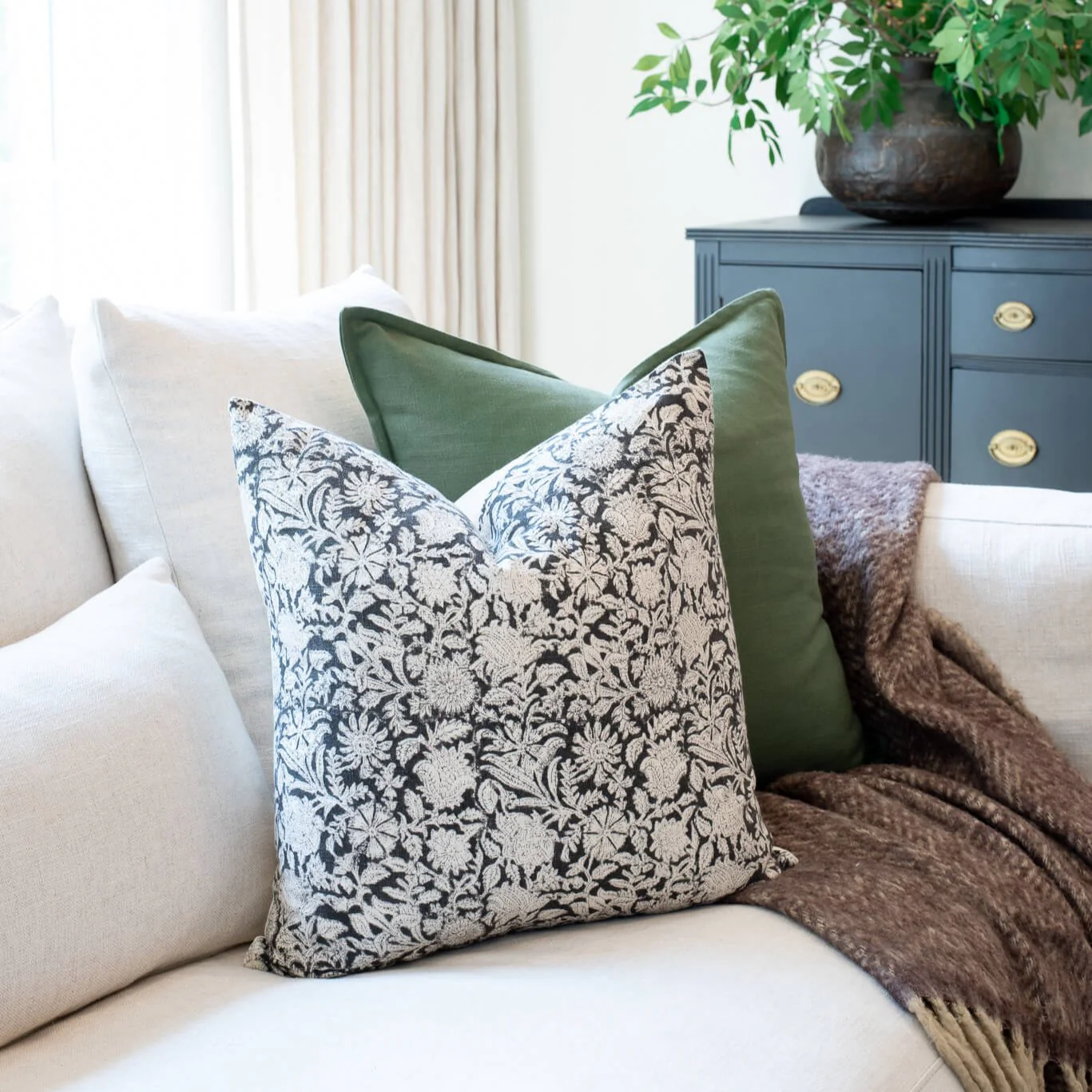 Burgos Floral Block Printed Pillow Cover | Black - Image 3