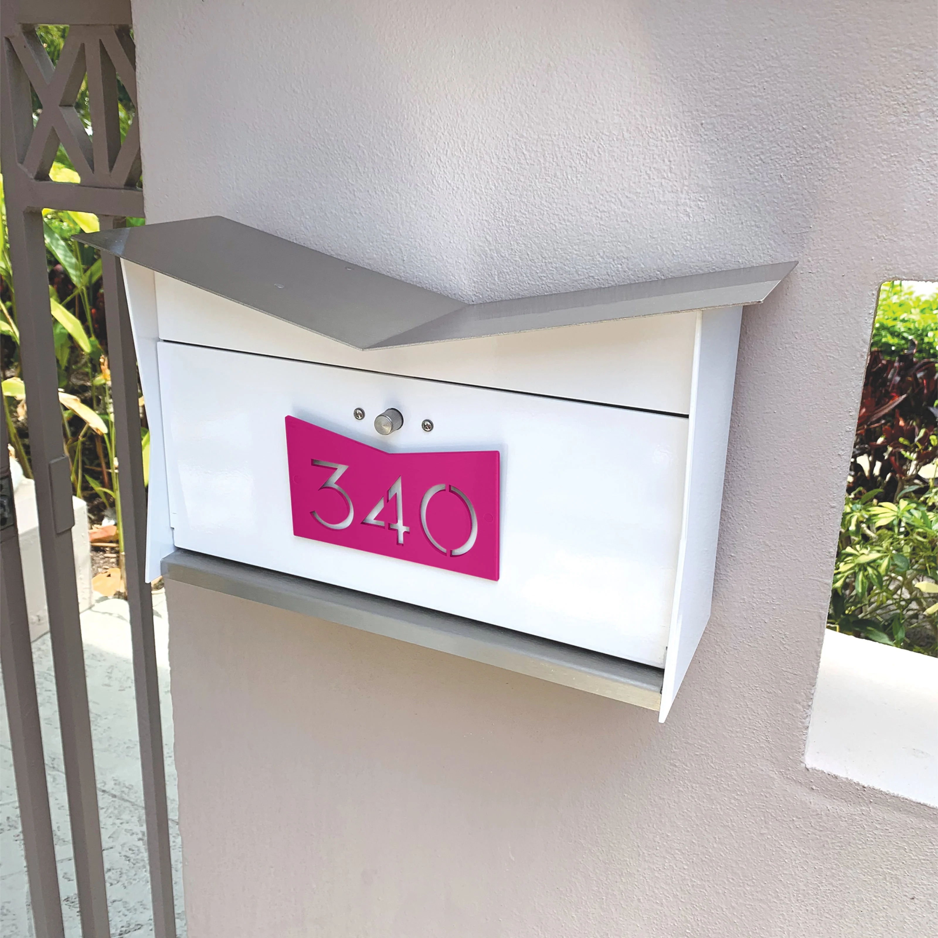 ButterFly Box in ARCTIC WHITE - Wall Mount Mailbox - Image 3