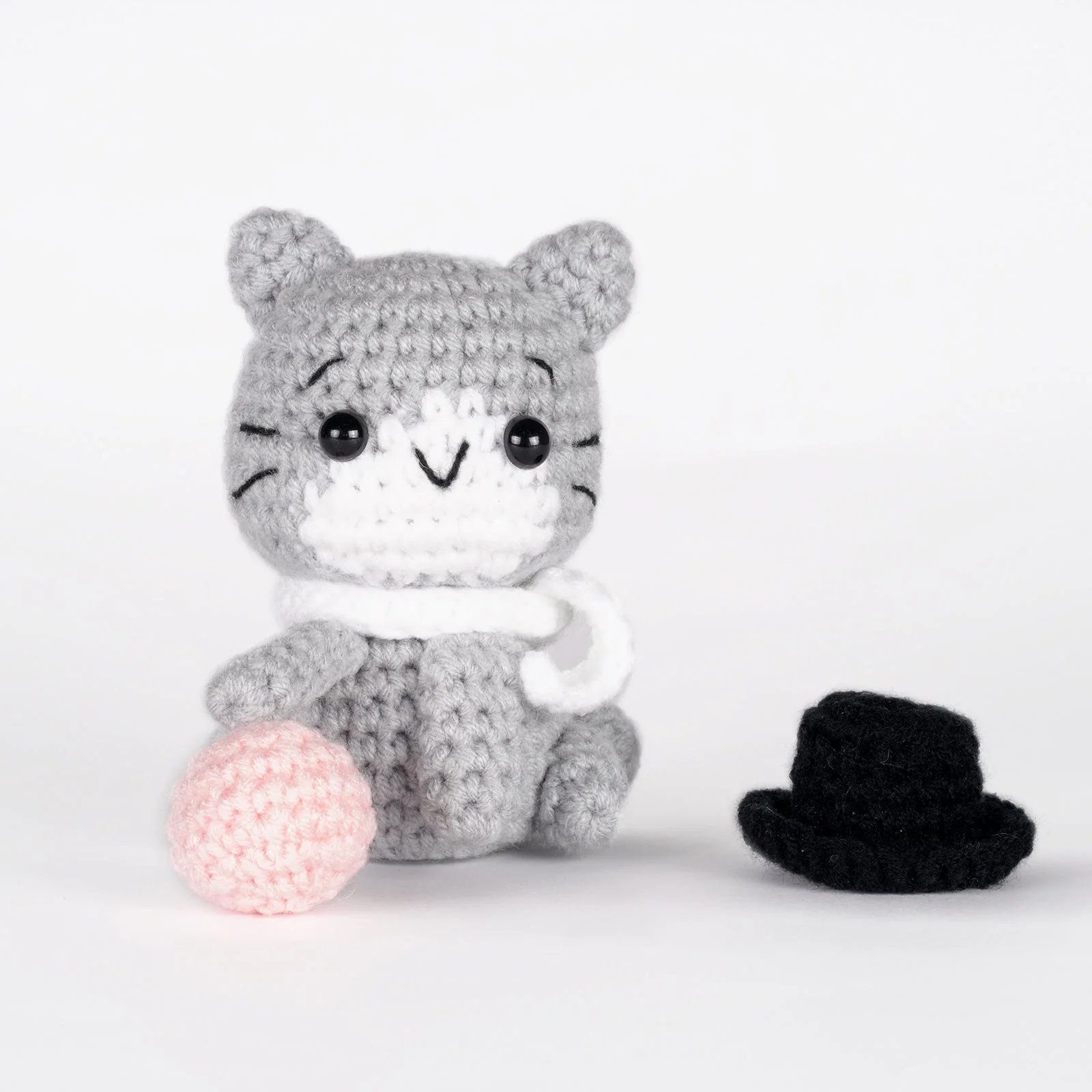 Cats Amigurumi DIY Crochet Kit Wizardi F07N8-M123 - Image 4