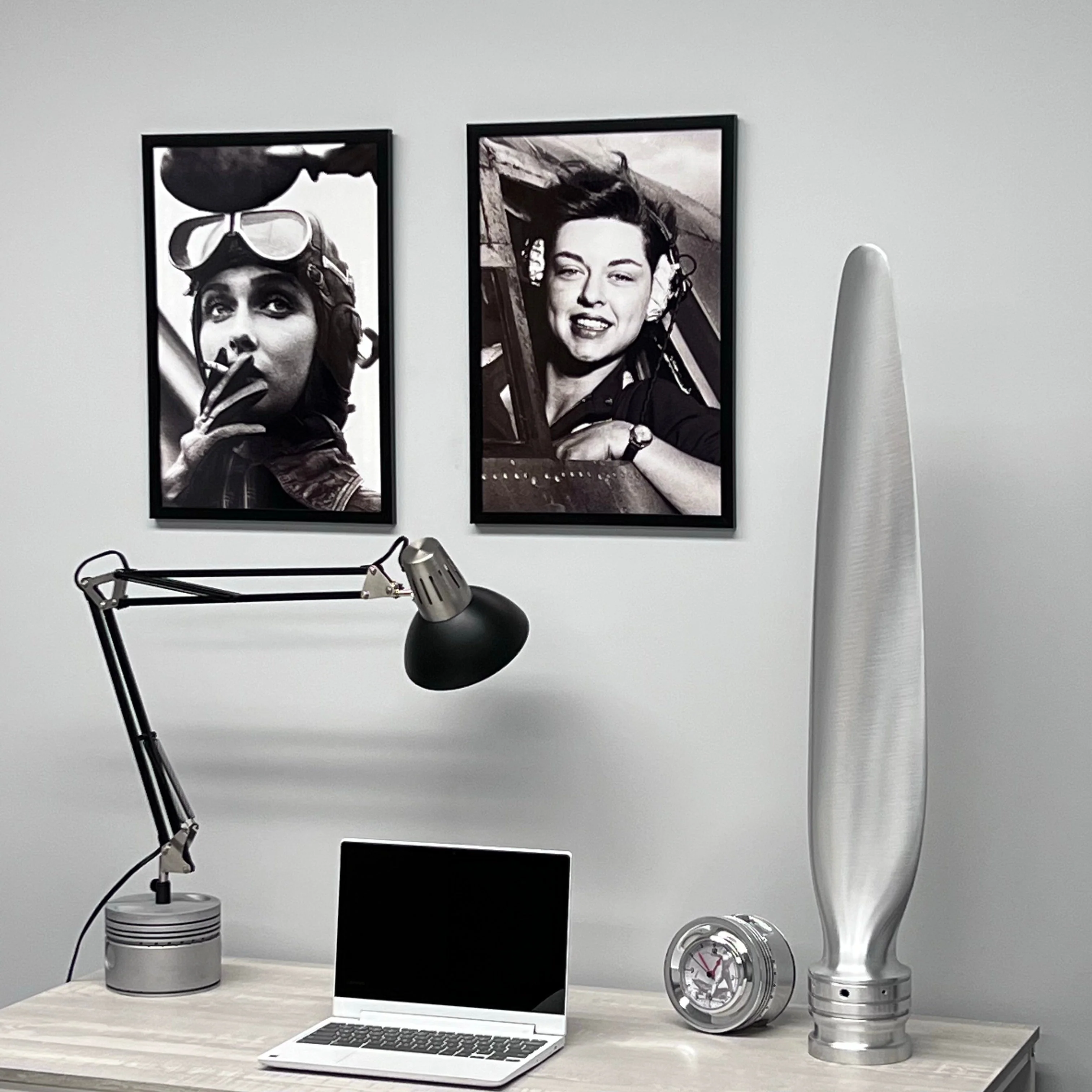 Cessna 402 Brushed Aluminum Airplane Propeller Blade Metal Sculpture - Image 3