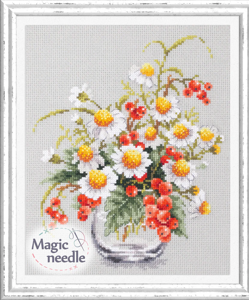 Chamomile and Red Currant 100-012 Counted Cross-Stitch Kit - Image 10