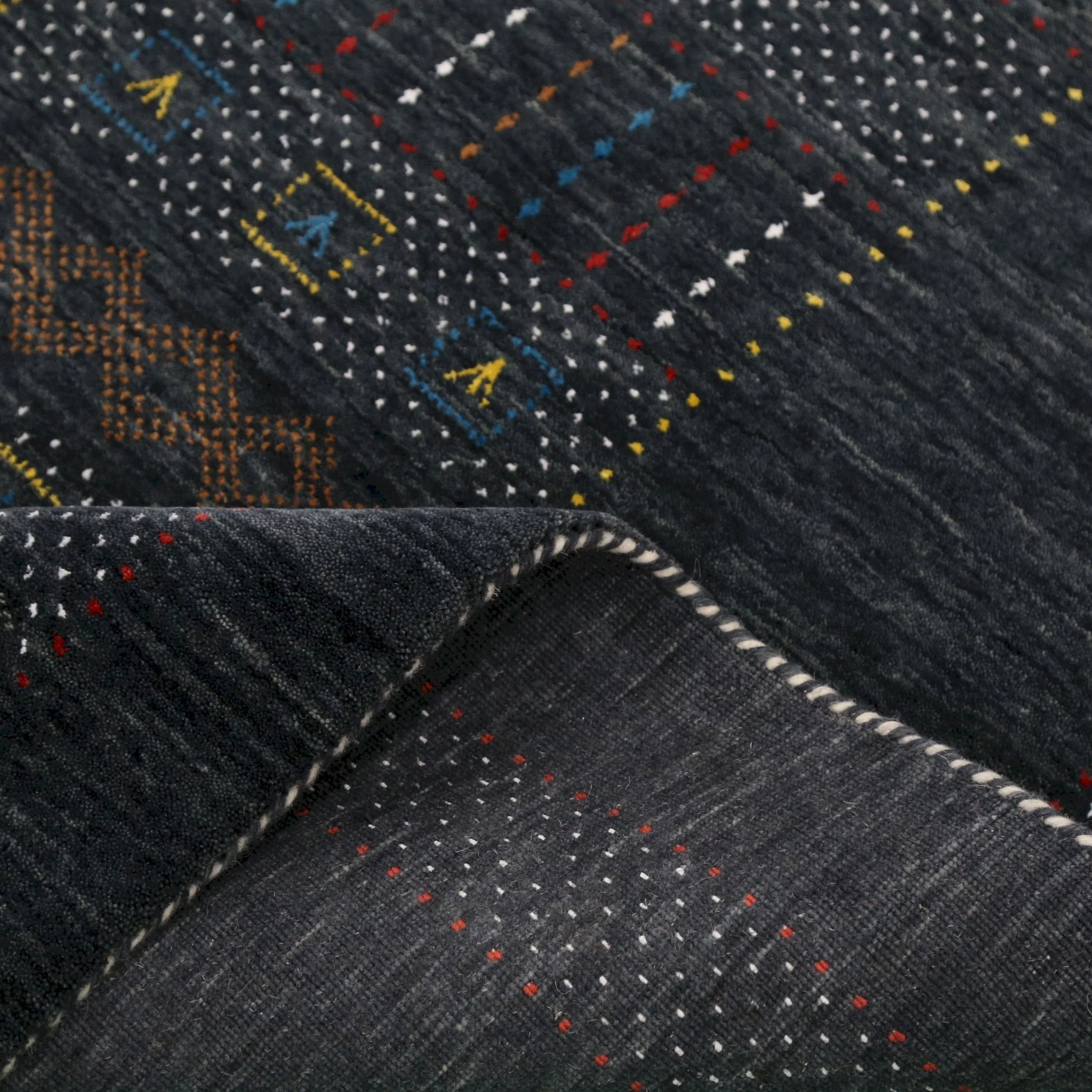 Charcoal Center Pattern Hand Loomed Wool Area Rug - Image 3