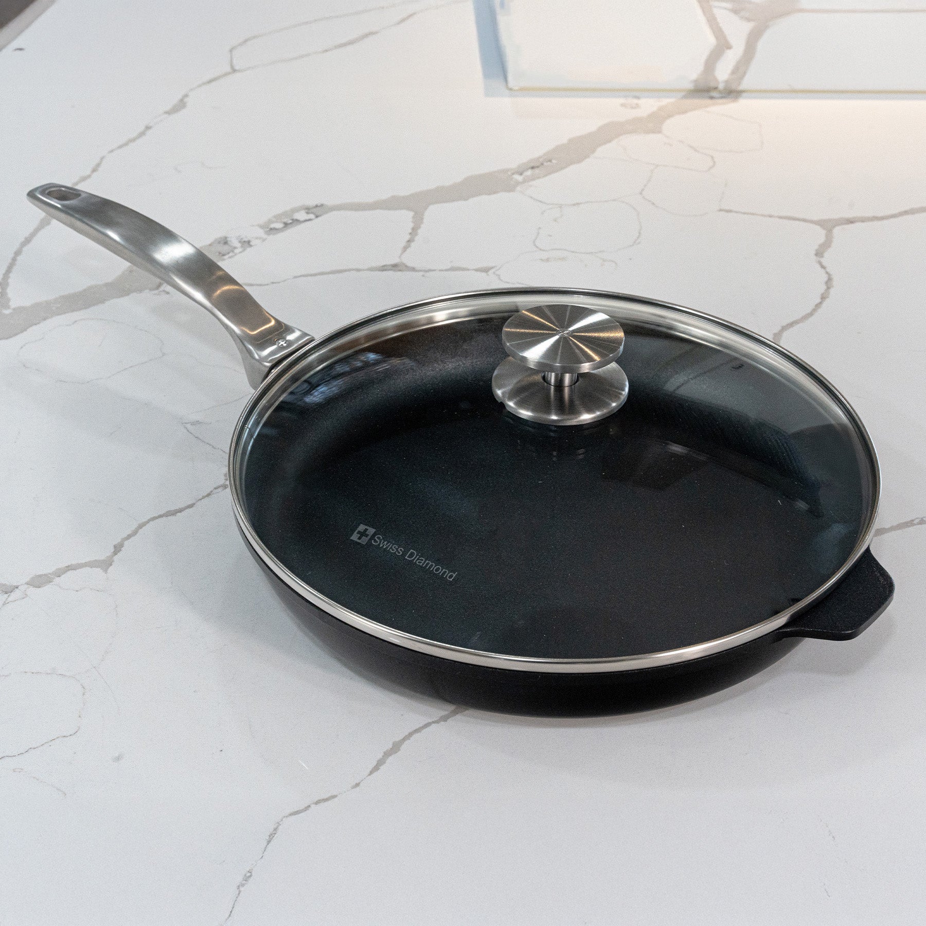 CHD Nonstick Fry Pan with Glass Lid - Image 12