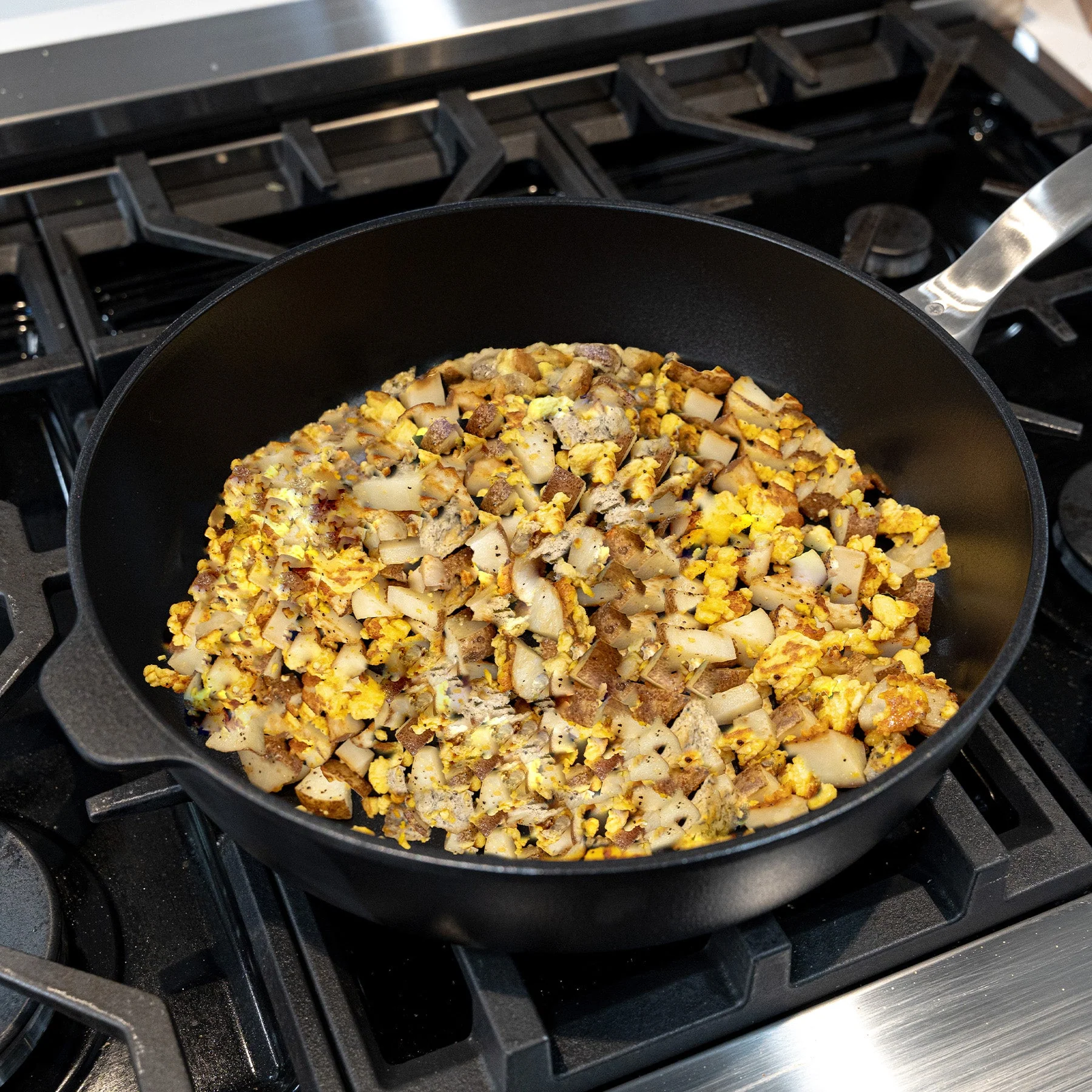 CHD Nonstick Saute Pan with Glass Lid - Image 14