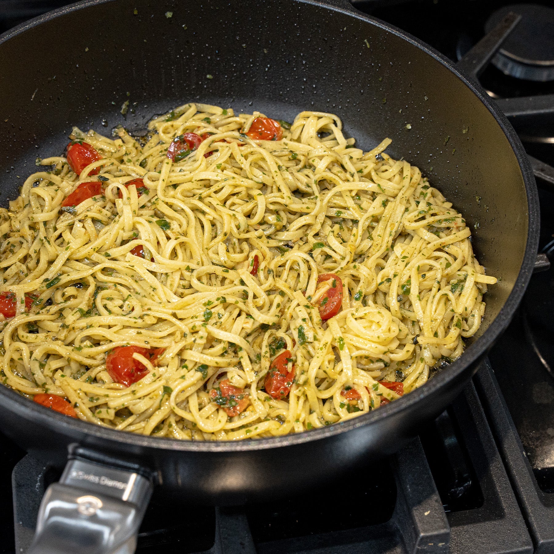 CHD Nonstick Saute Pan with Glass Lid - Image 9