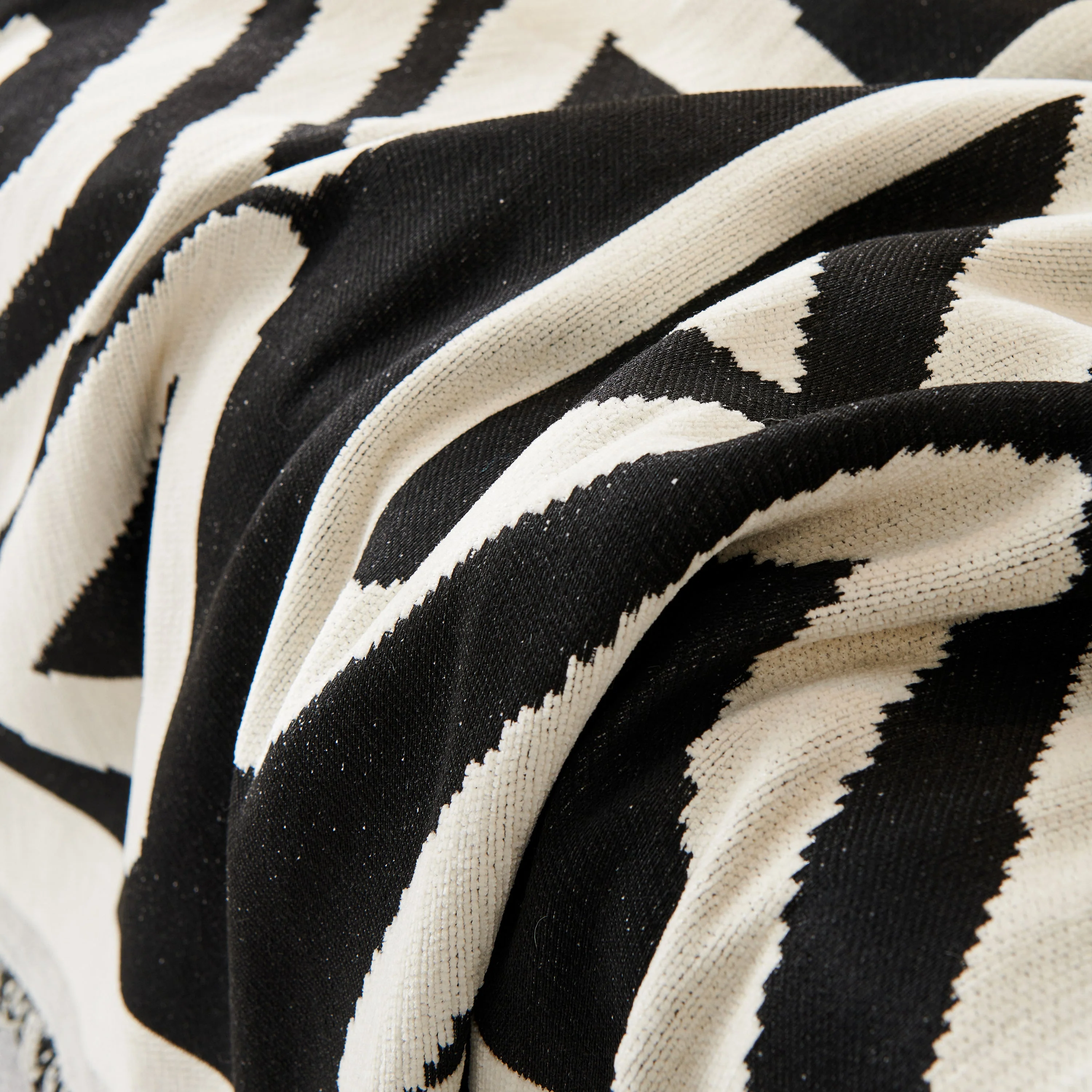 Chenille Geometric Sofa Throw Blanket, Boho Washable Furniture Throw Covers for Sofa - Image 15