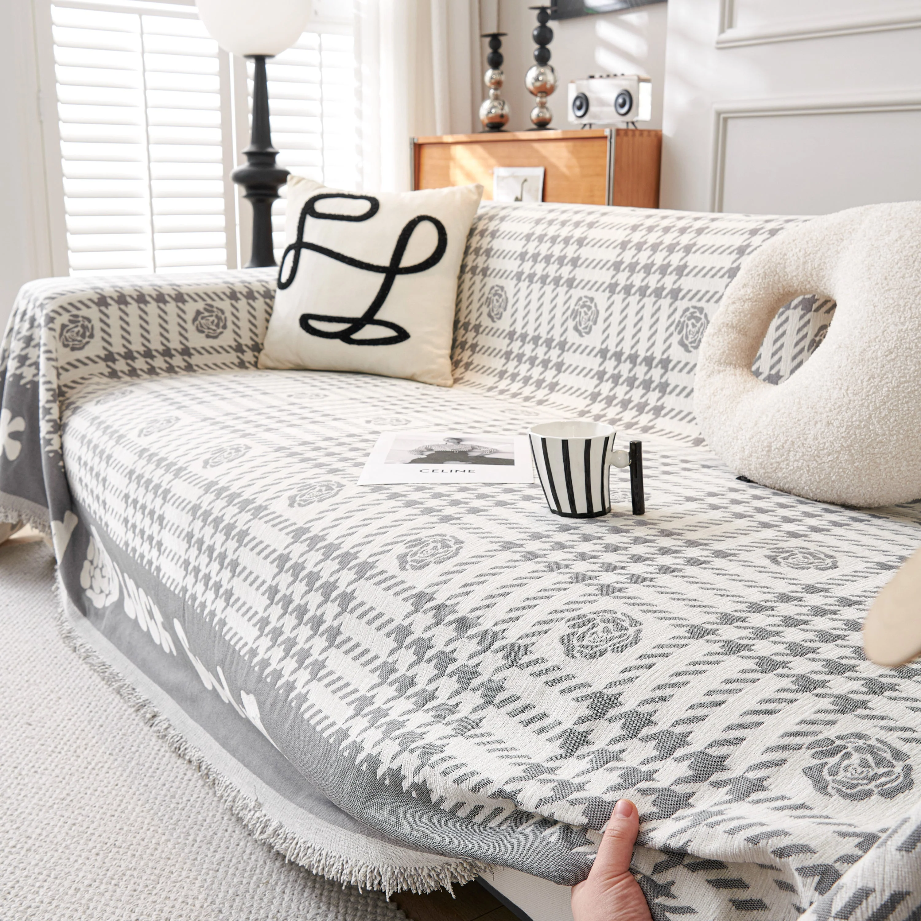 Chenille Houndstooth Sofa Throw Cover, Scratch Proof Cozy Throw Blankets for Couch - Image 90