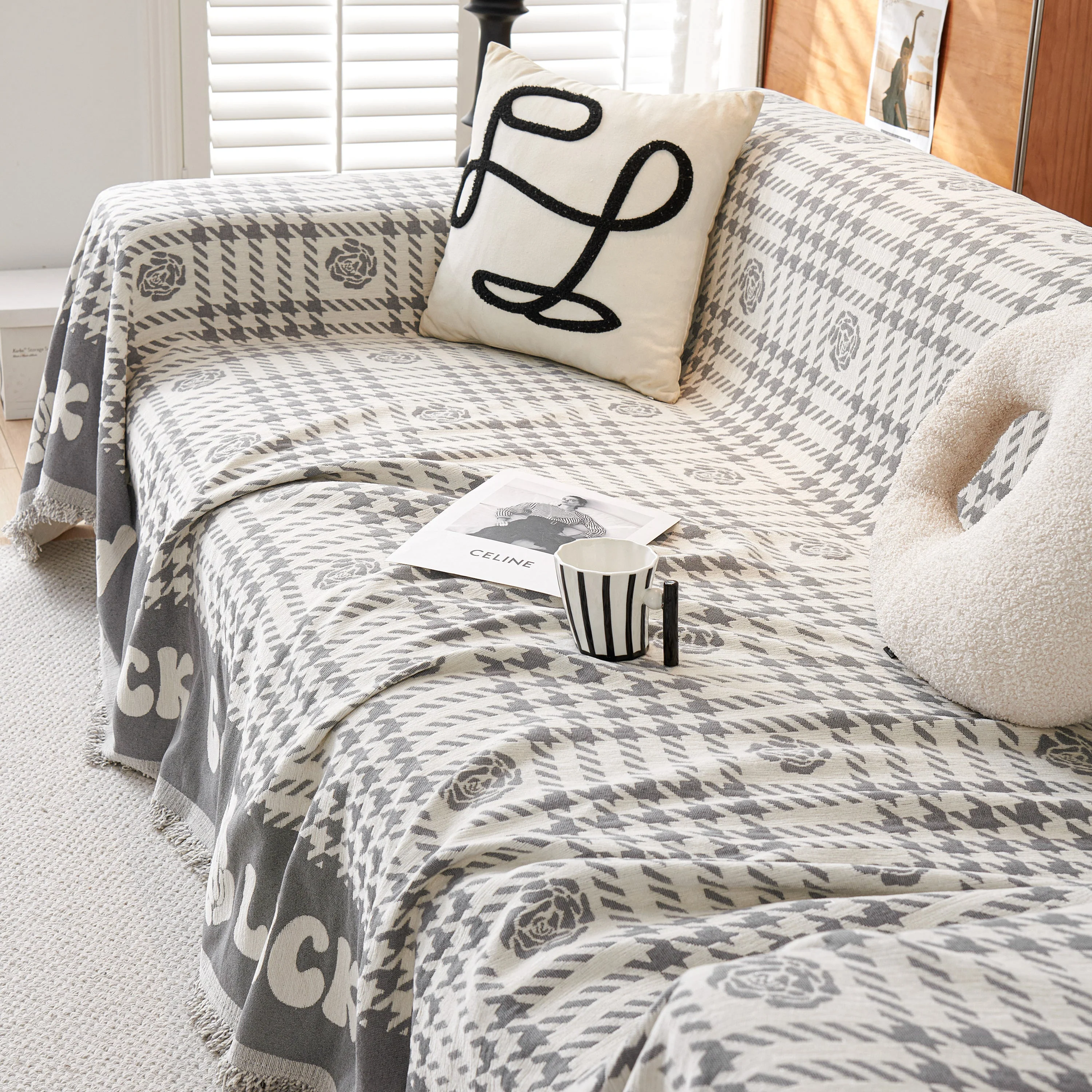 Chenille Houndstooth Sofa Throw Cover, Scratch Proof Cozy Throw Blankets for Couch - Image 93