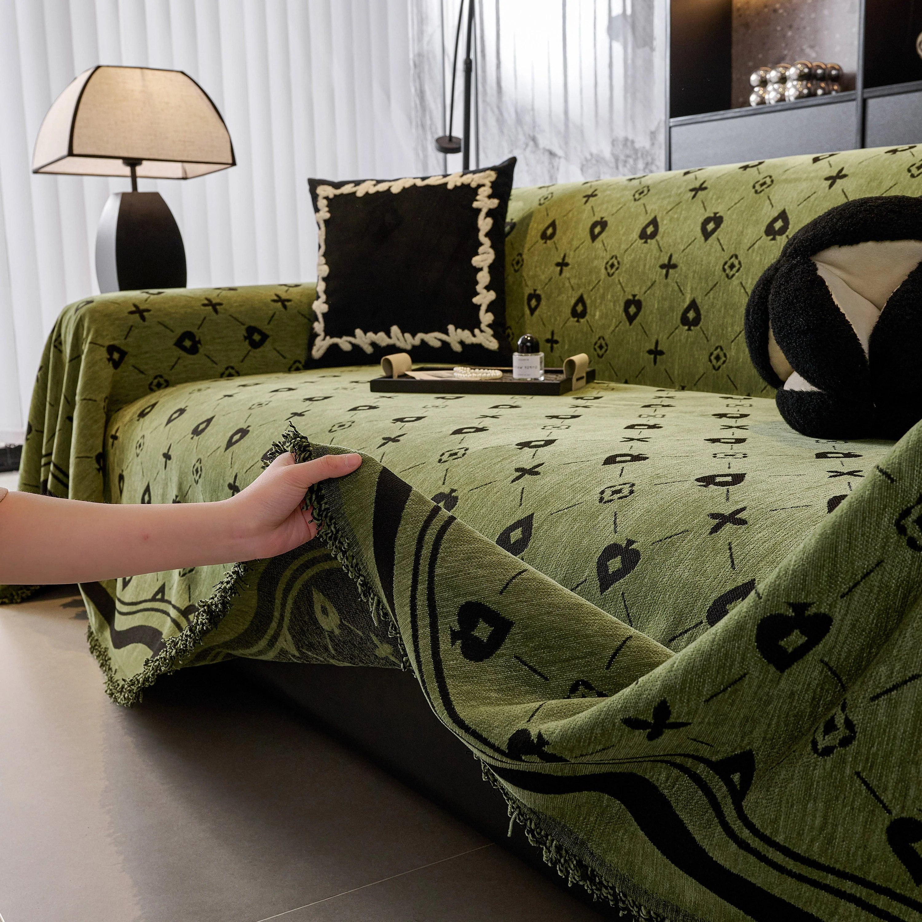 Chenille Jacquard Sofa Throw Cover Blanket, Luxury Thick Woven Couch Cover for Sofa - Image 95