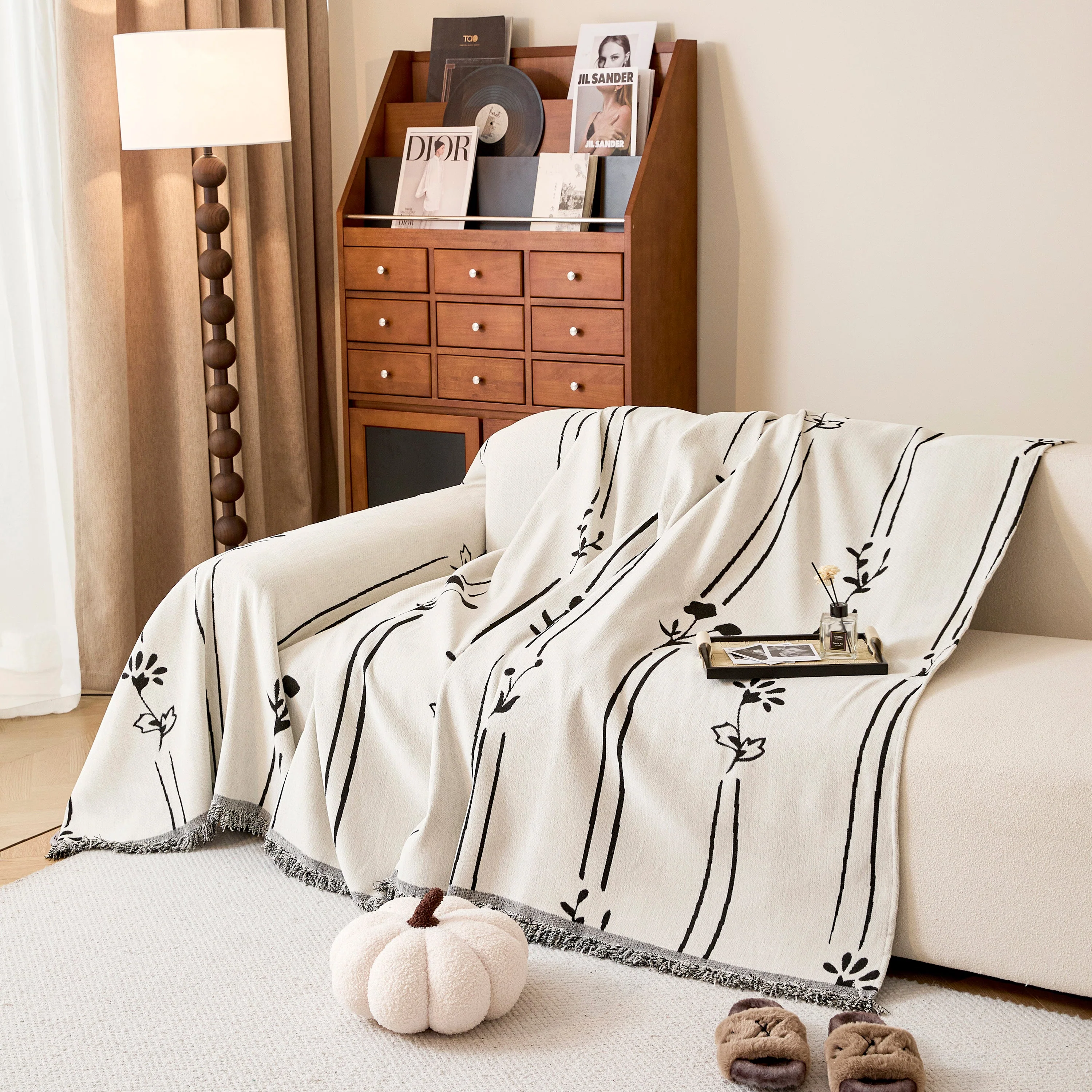 Chenille Jacquard Sofa Throw Cover with Tassel Soft Thick Couch Protector Blanket - Image 10