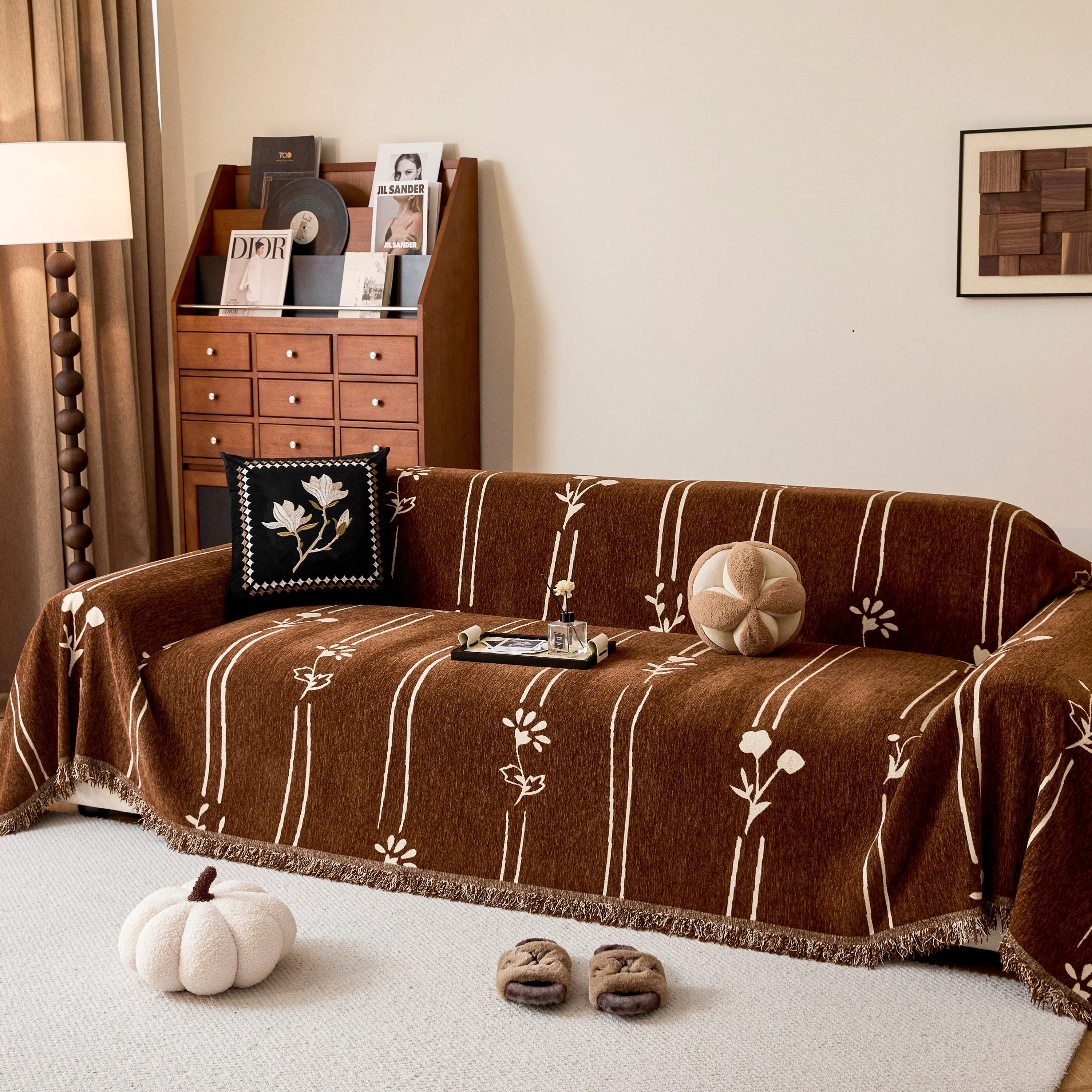 Chenille Jacquard Sofa Throw Cover with Tassel Soft Thick Couch Protector Blanket - Image 102