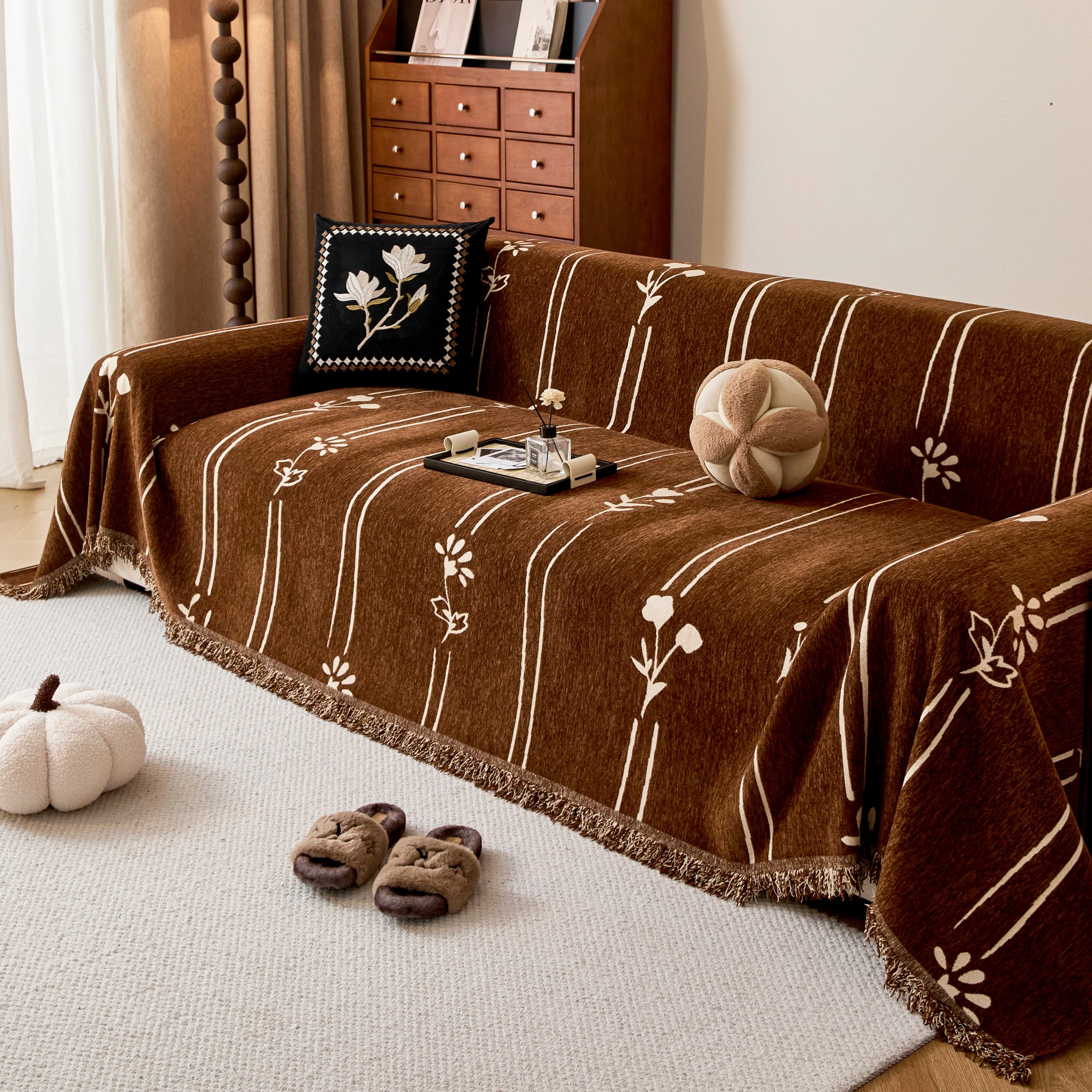 Chenille Jacquard Sofa Throw Cover with Tassel Soft Thick Couch Protector Blanket - Image 103