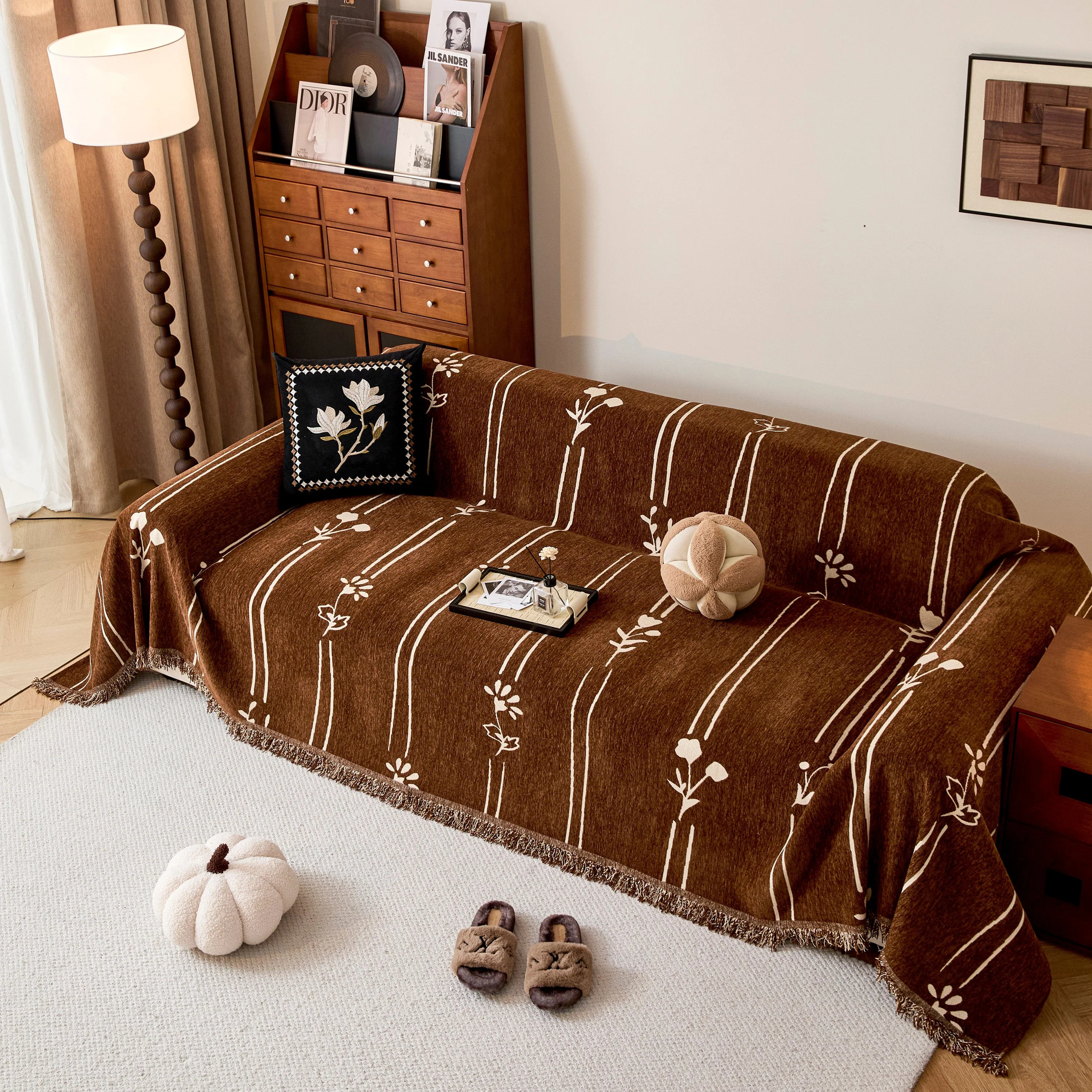 Chenille Jacquard Sofa Throw Cover with Tassel Soft Thick Couch Protector Blanket - Image 104