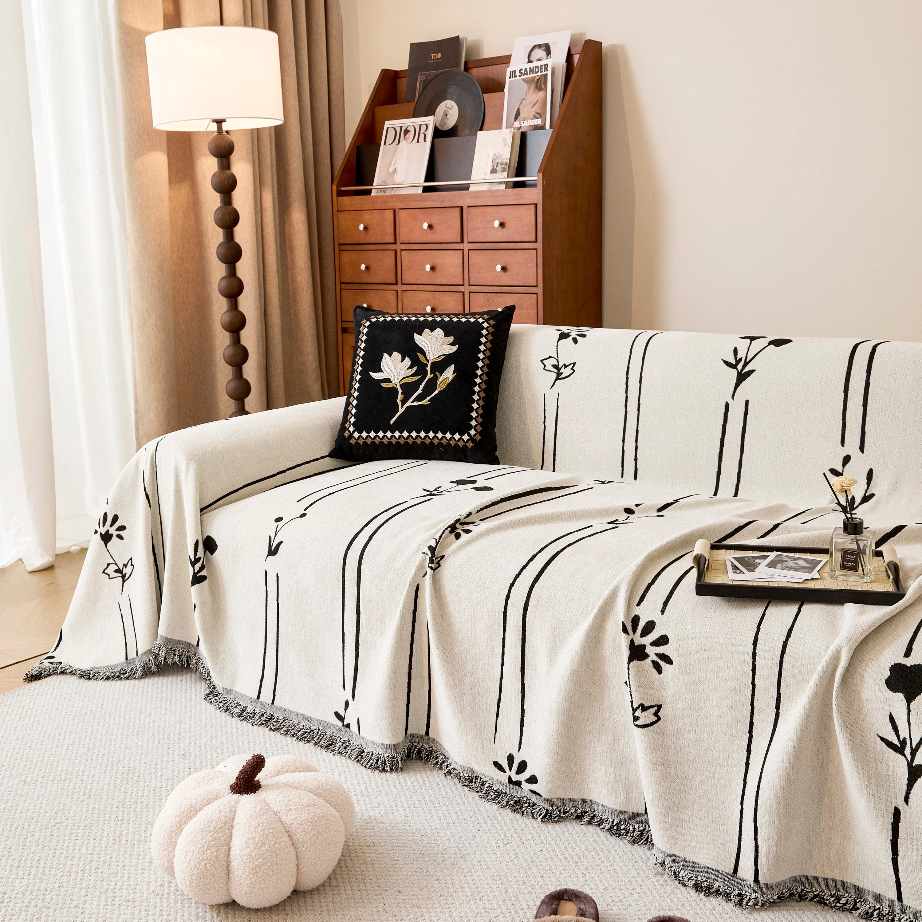 Chenille Jacquard Sofa Throw Cover with Tassel Soft Thick Couch Protector Blanket - Image 11