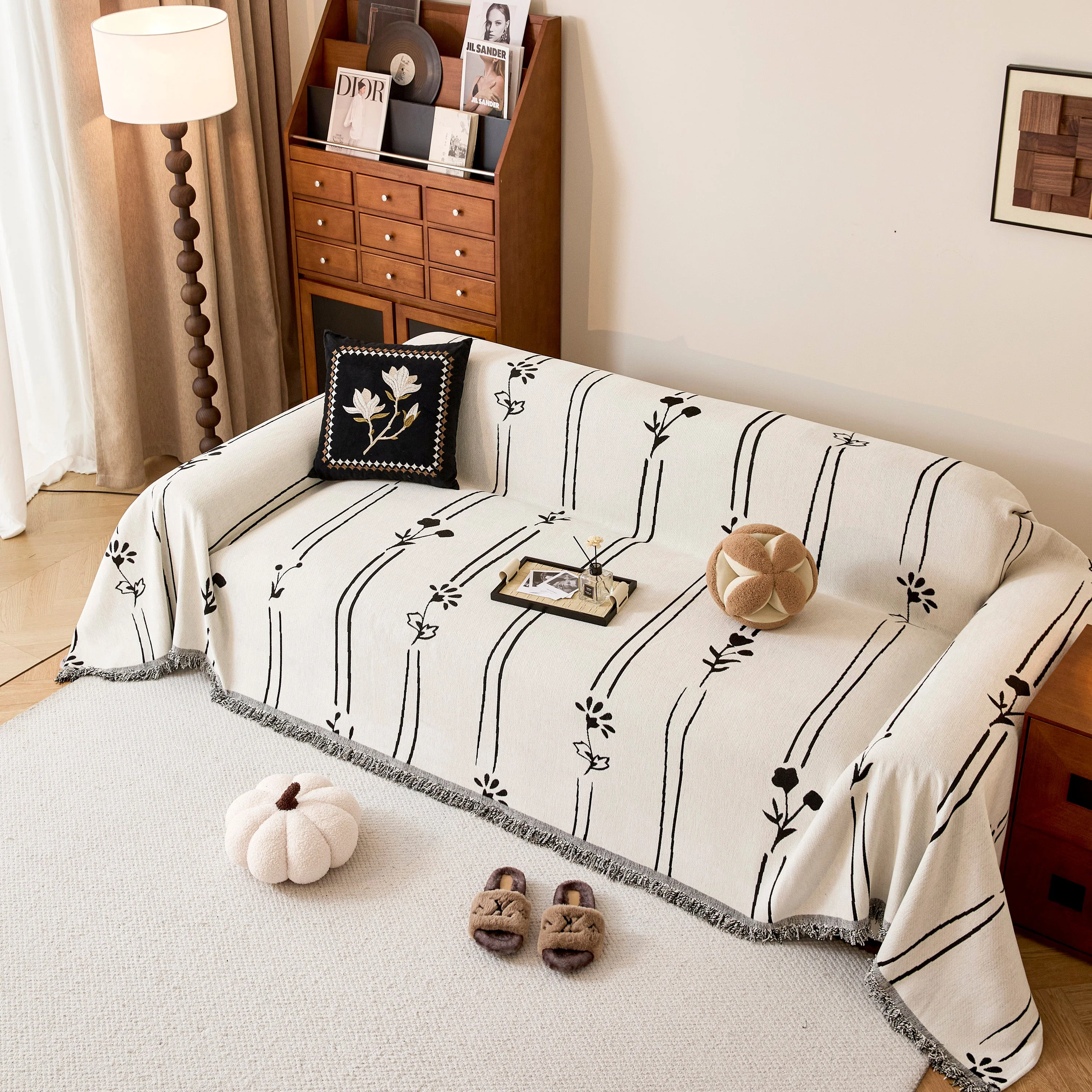 Chenille Jacquard Sofa Throw Cover with Tassel Soft Thick Couch Protector Blanket - Image 15