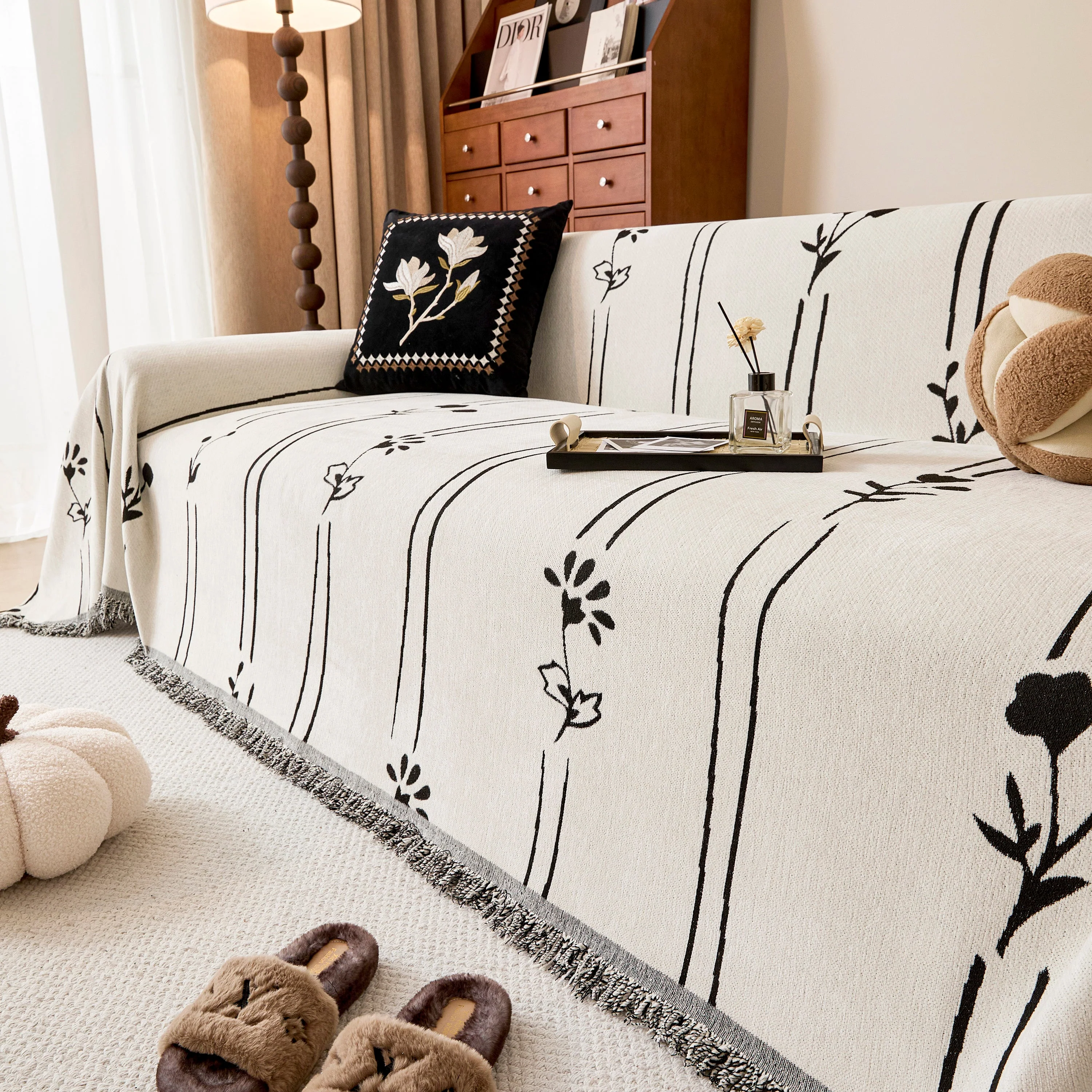 Chenille Jacquard Sofa Throw Cover with Tassel Soft Thick Couch Protector Blanket - Image 18