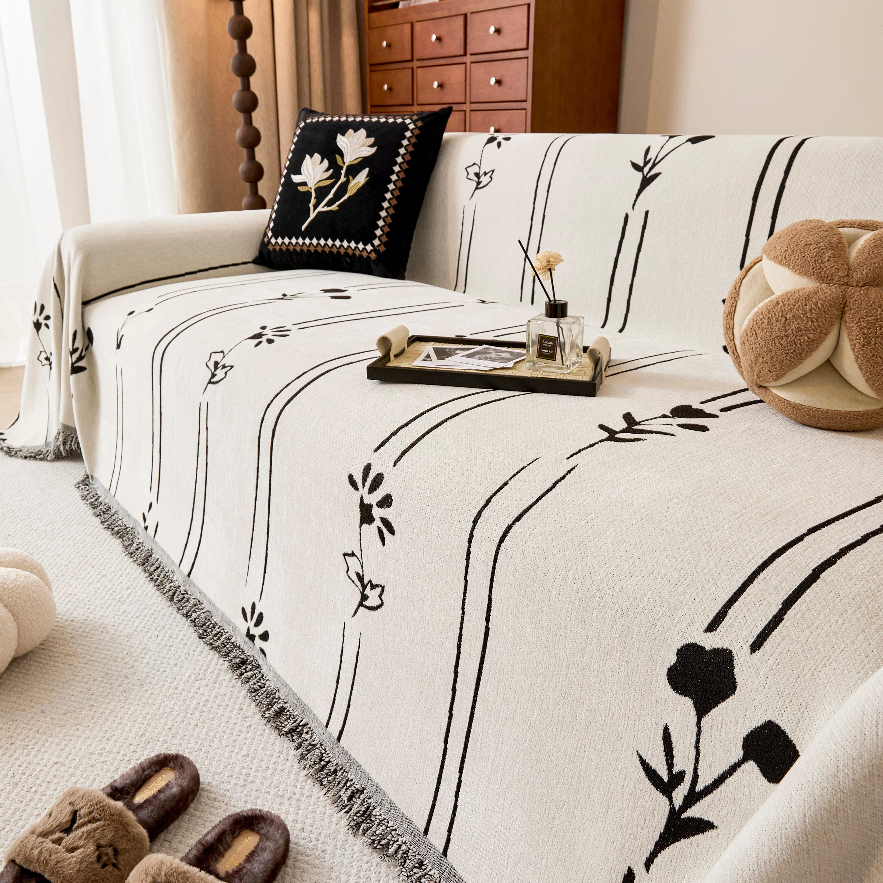 Chenille Jacquard Sofa Throw Cover with Tassel Soft Thick Couch Protector Blanket - Image 23