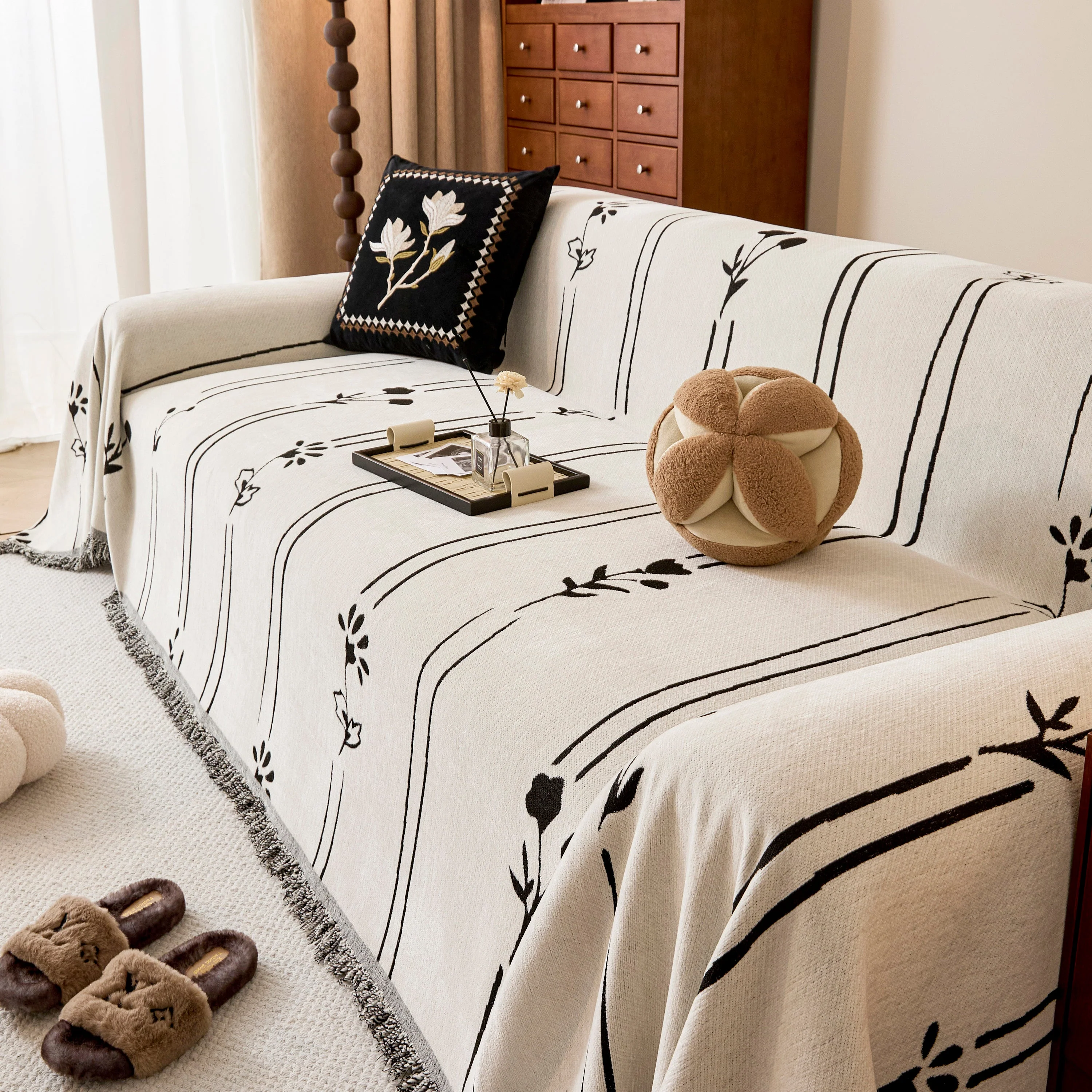 Chenille Jacquard Sofa Throw Cover with Tassel Soft Thick Couch Protector Blanket - Image 25