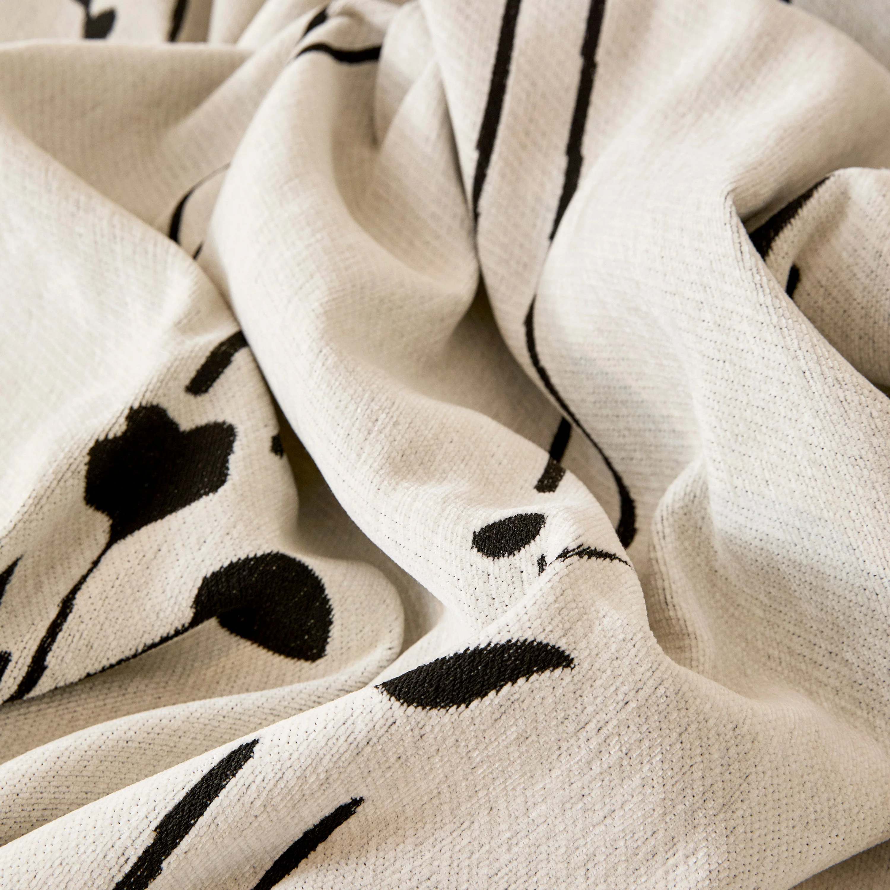 Chenille Jacquard Sofa Throw Cover with Tassel Soft Thick Couch Protector Blanket - Image 28
