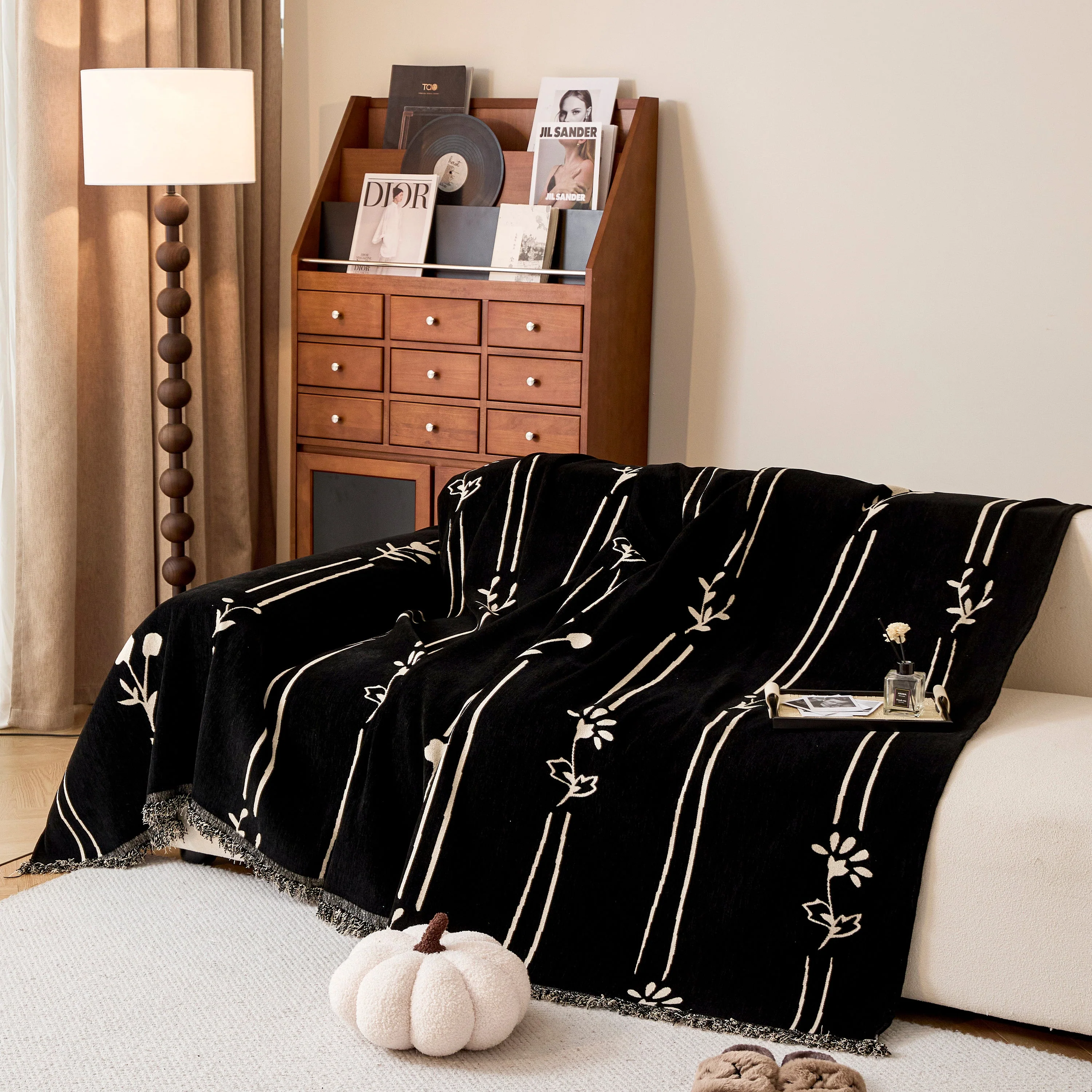 Chenille Jacquard Sofa Throw Cover with Tassel Soft Thick Couch Protector Blanket - Image 43