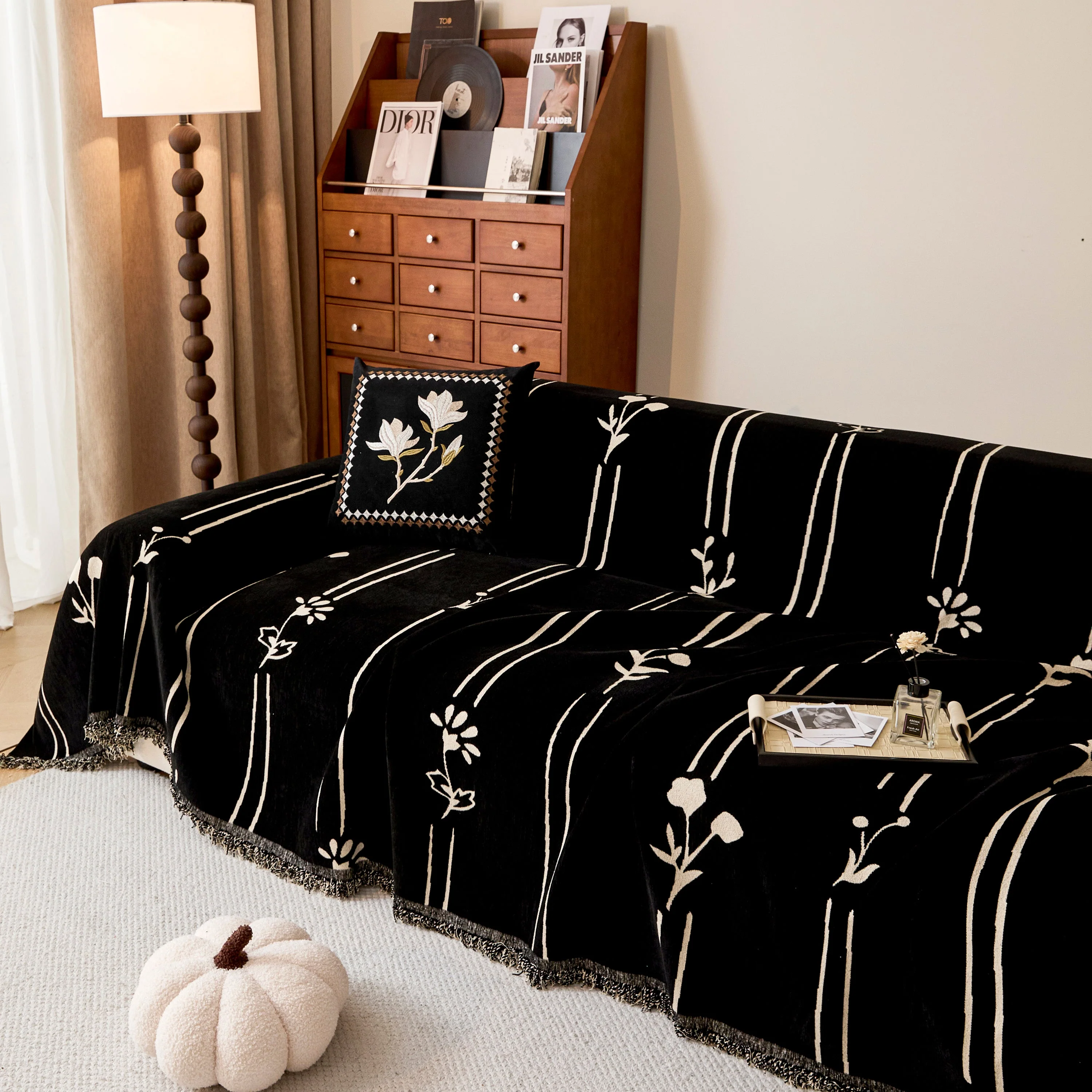 Chenille Jacquard Sofa Throw Cover with Tassel Soft Thick Couch Protector Blanket - Image 46